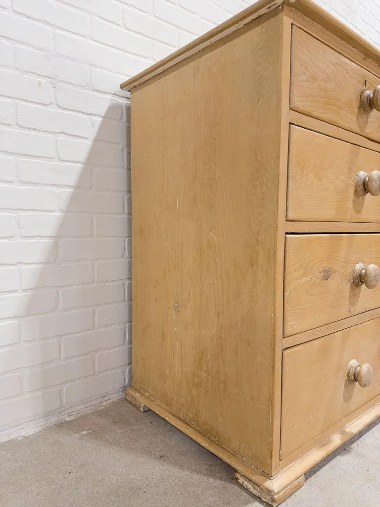 Classic and simple antique English drawers