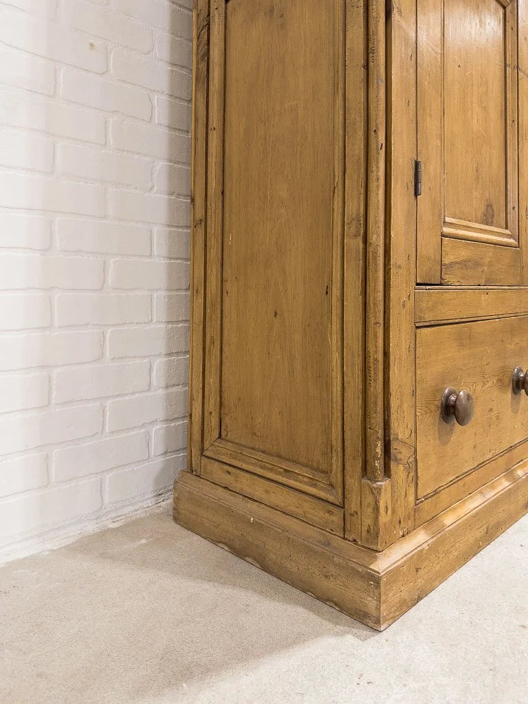 Large Victorian pine housekeepers cupboard