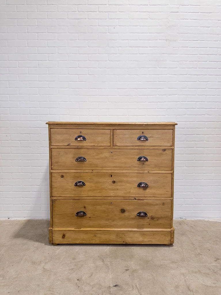 Victorian pine drawers with pull handles
