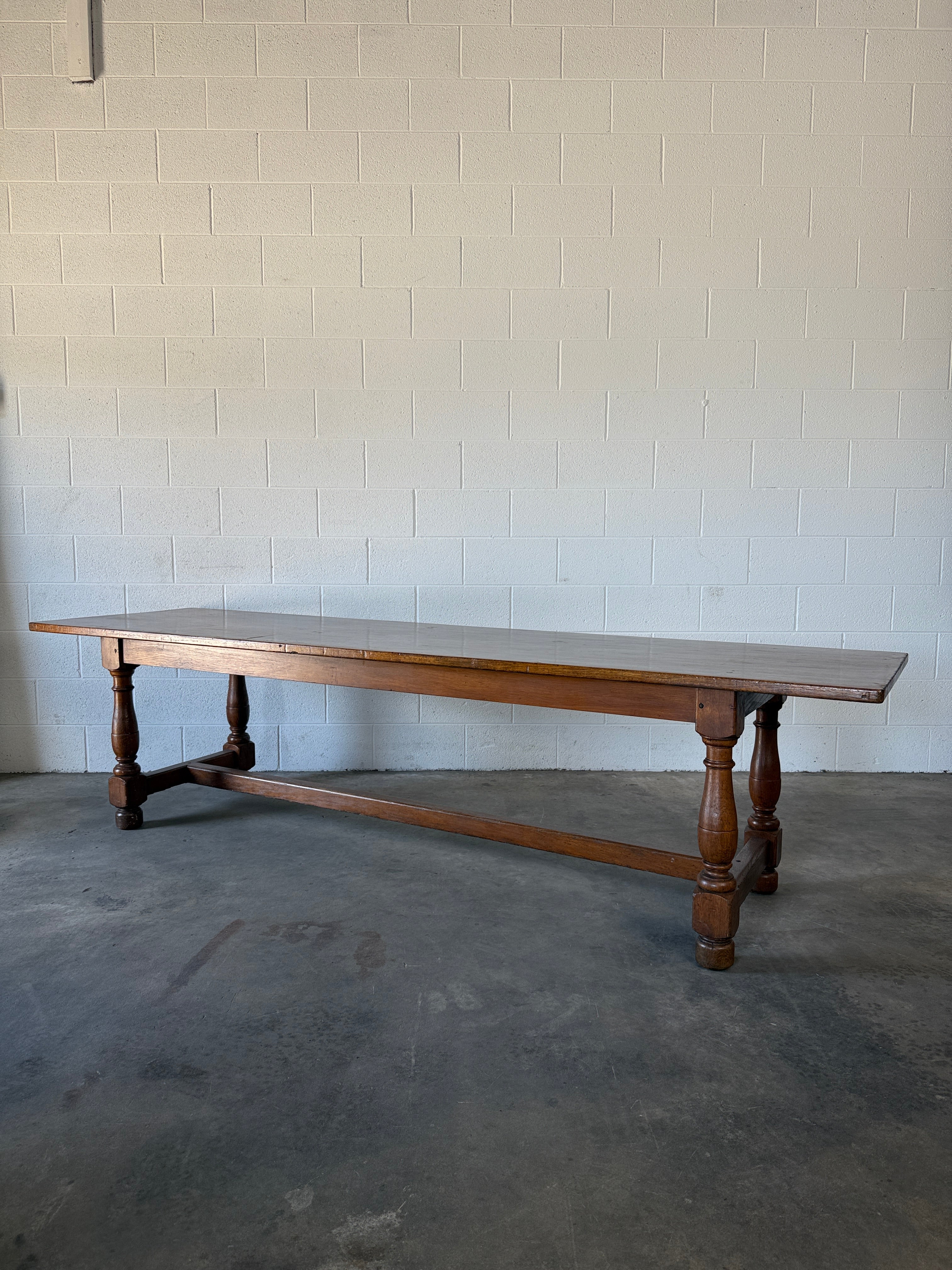 English Antique Server