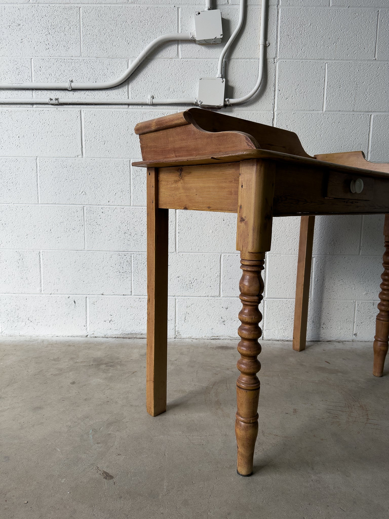 Antique pine washstand with turned legs