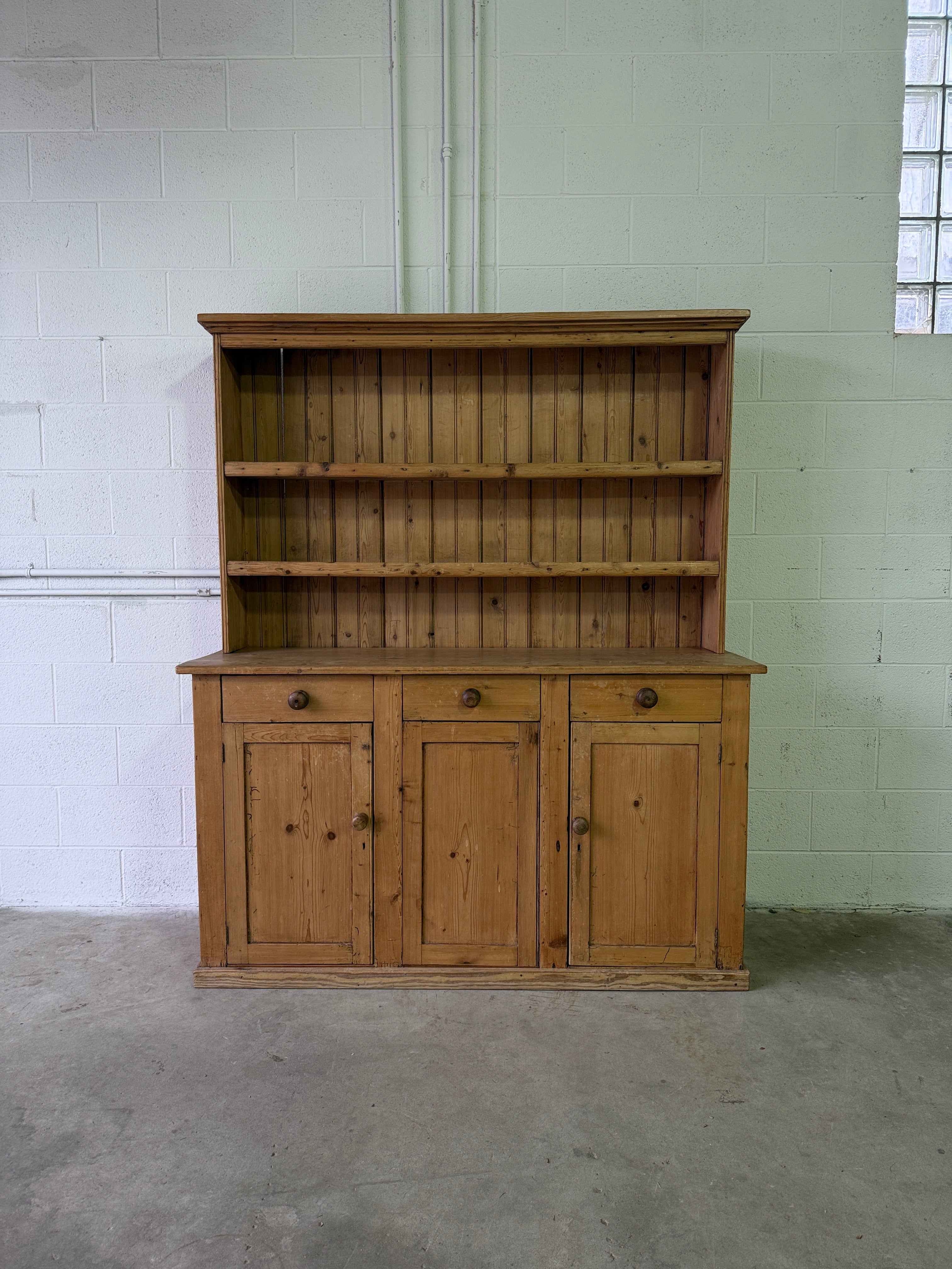 Petite antique pine hutch