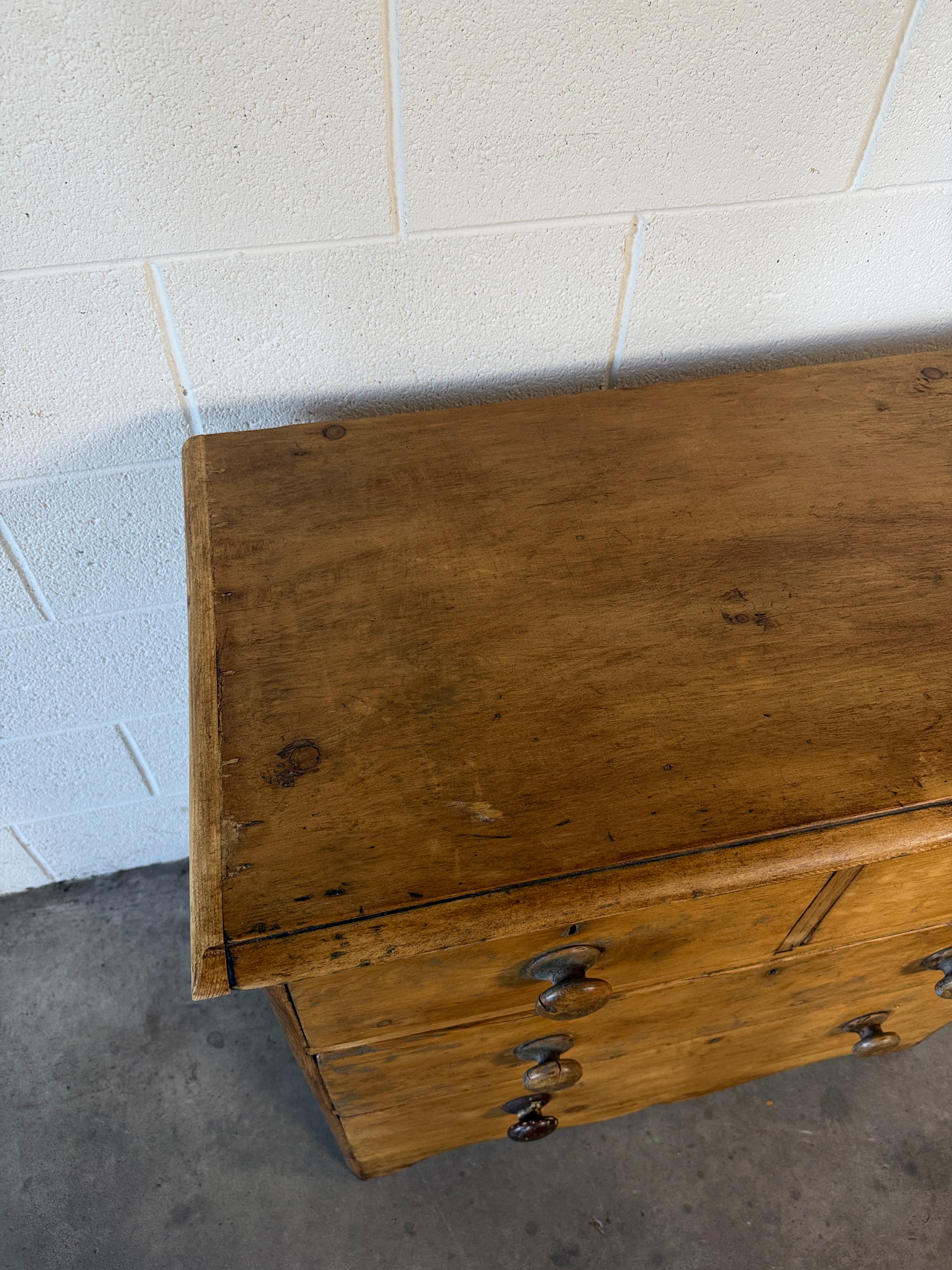 Victorian Pine Chest of Drawers with sweet scallop detail