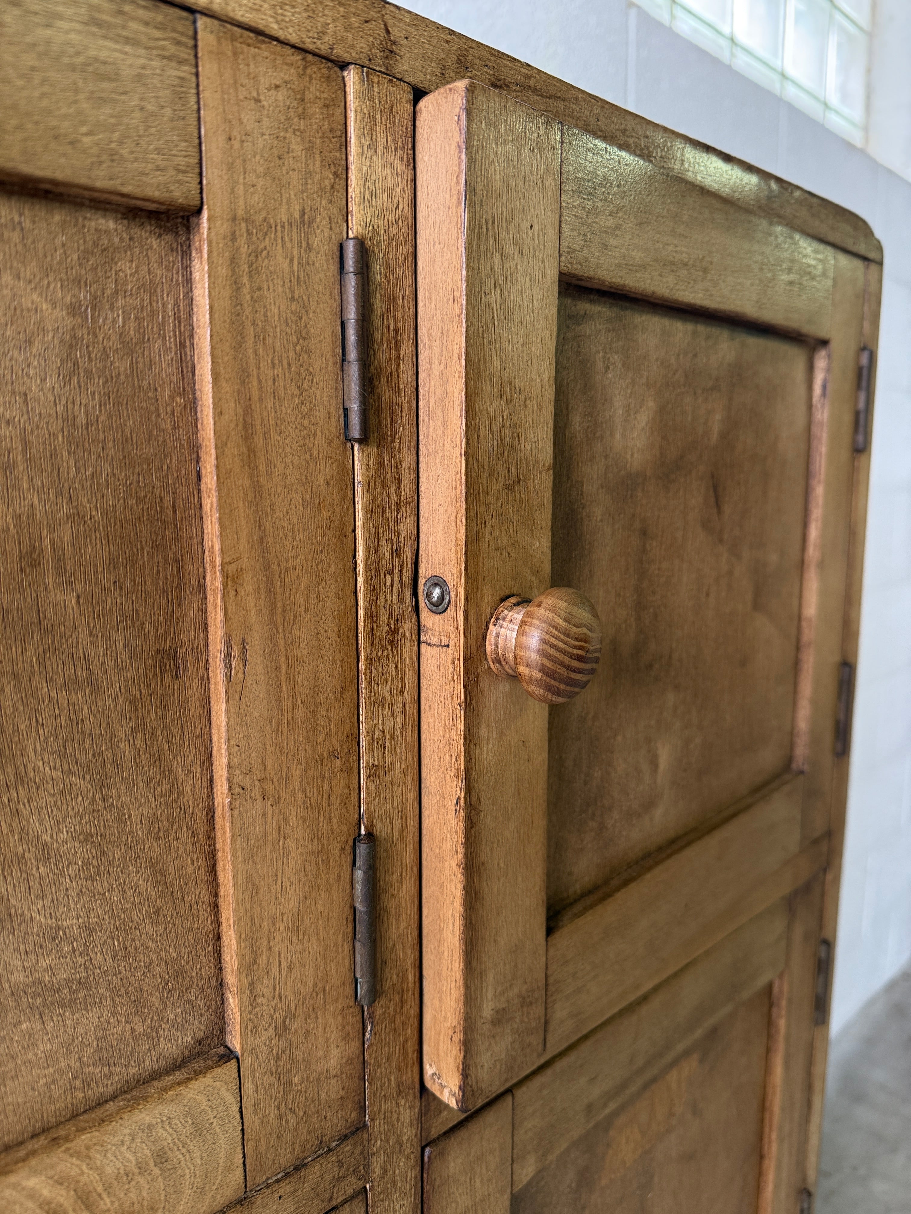 Late Victorian pine cubbies/lockers