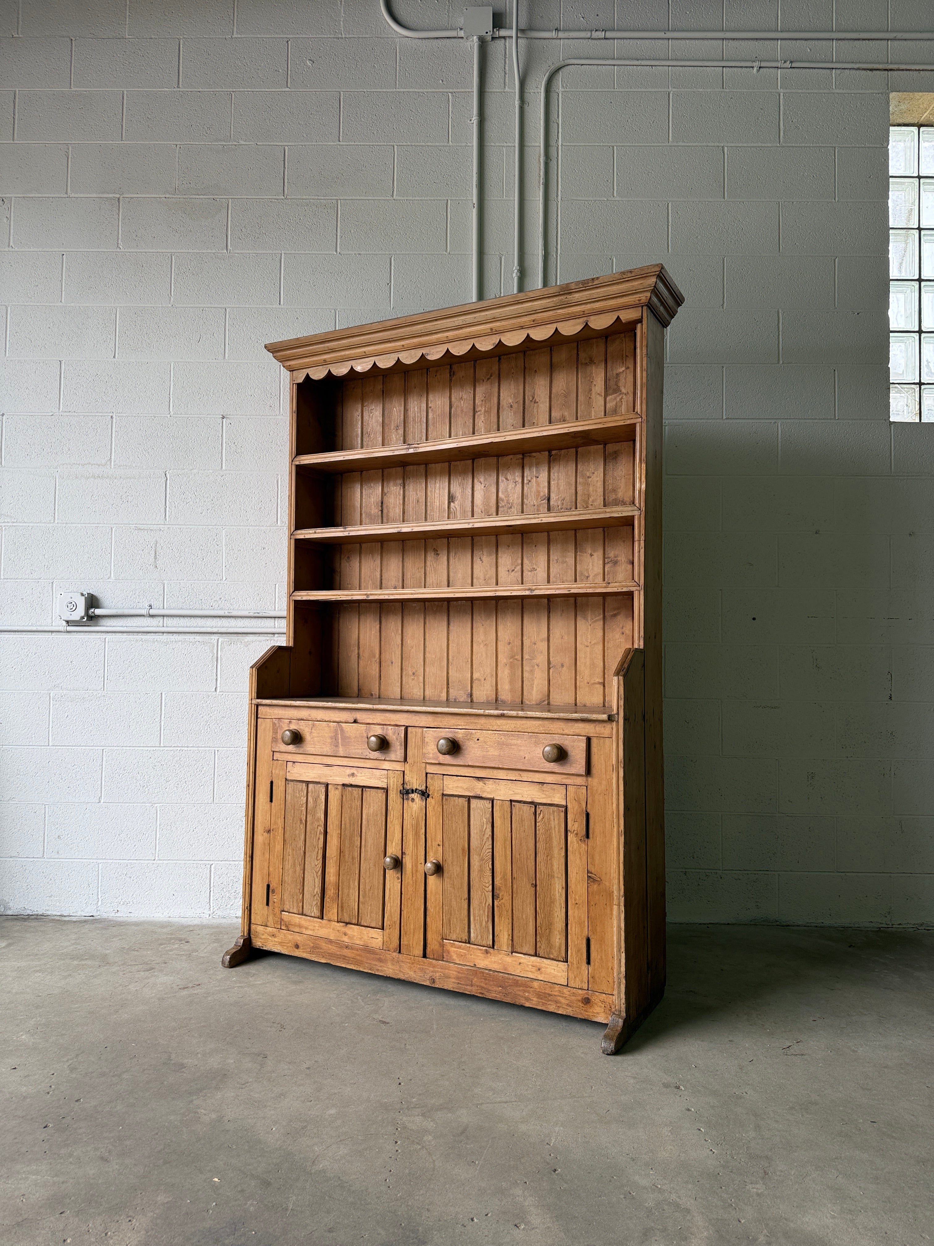 Wonderful scalloped Irish kitchen dresser