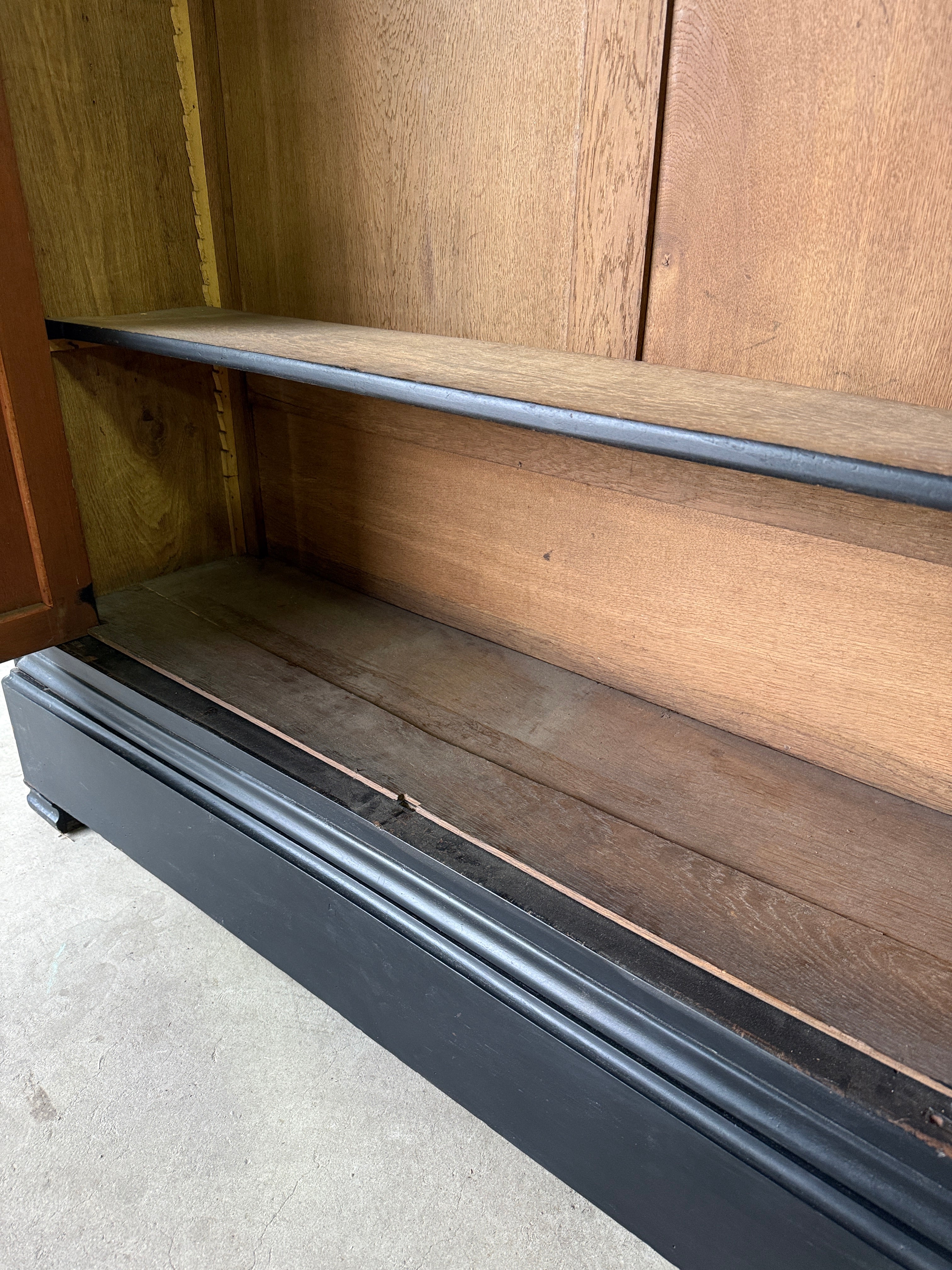 Shelved French bookcase