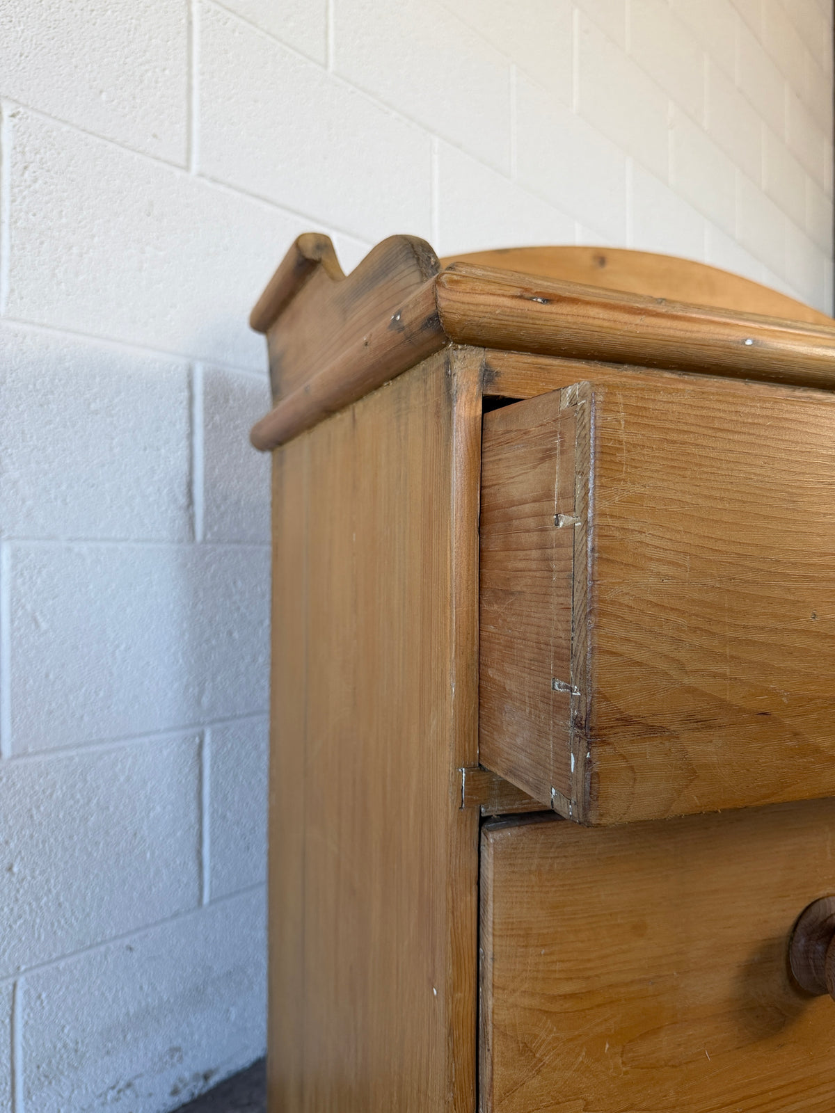 English pine dresser with gallery back