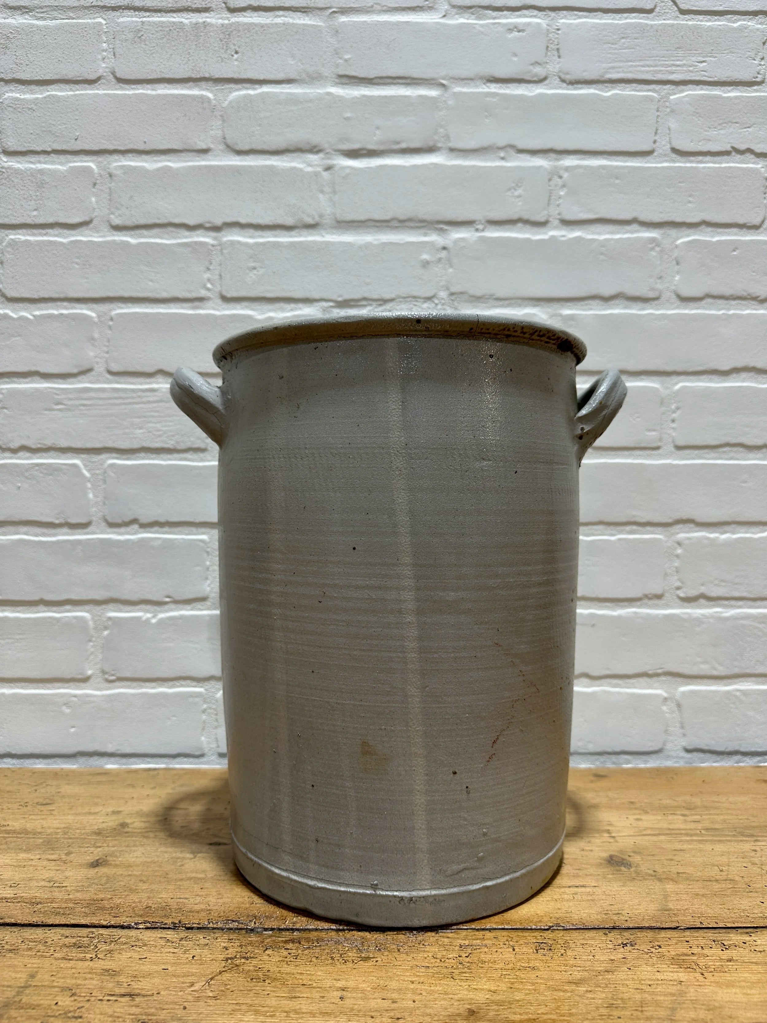 Tall French pot