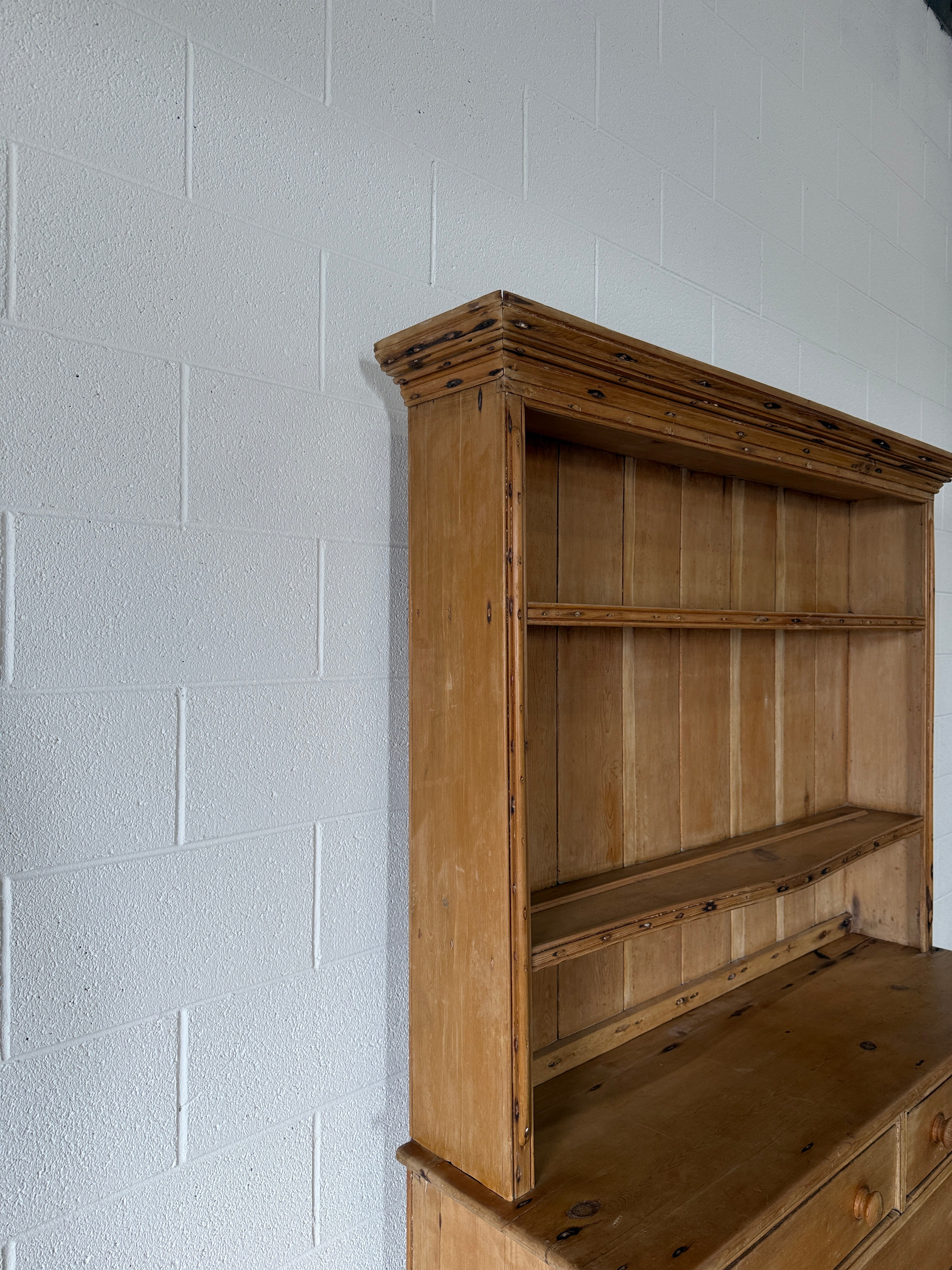 Scalloped Victorian pine kitchen dresser