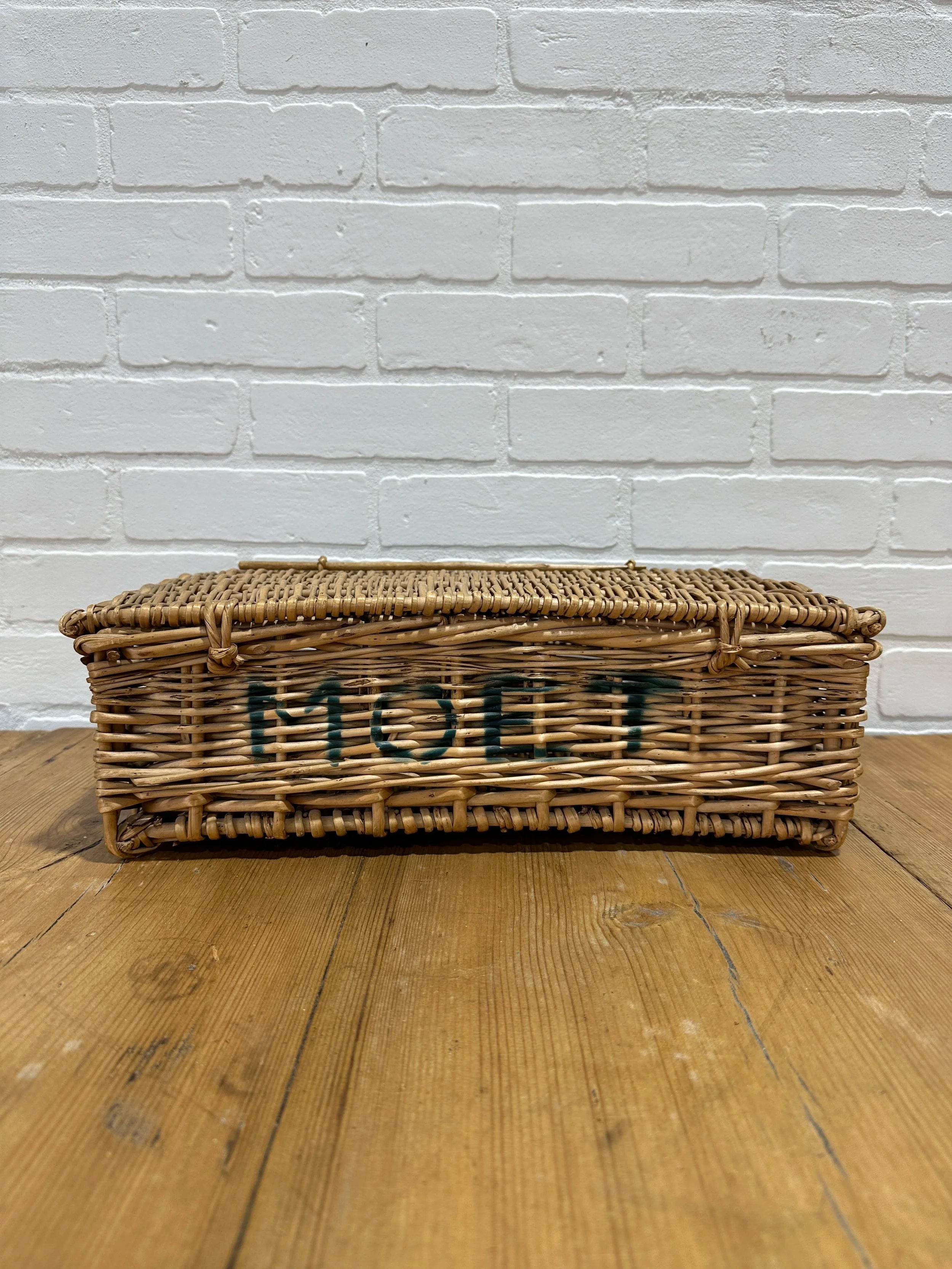 Champagne basket