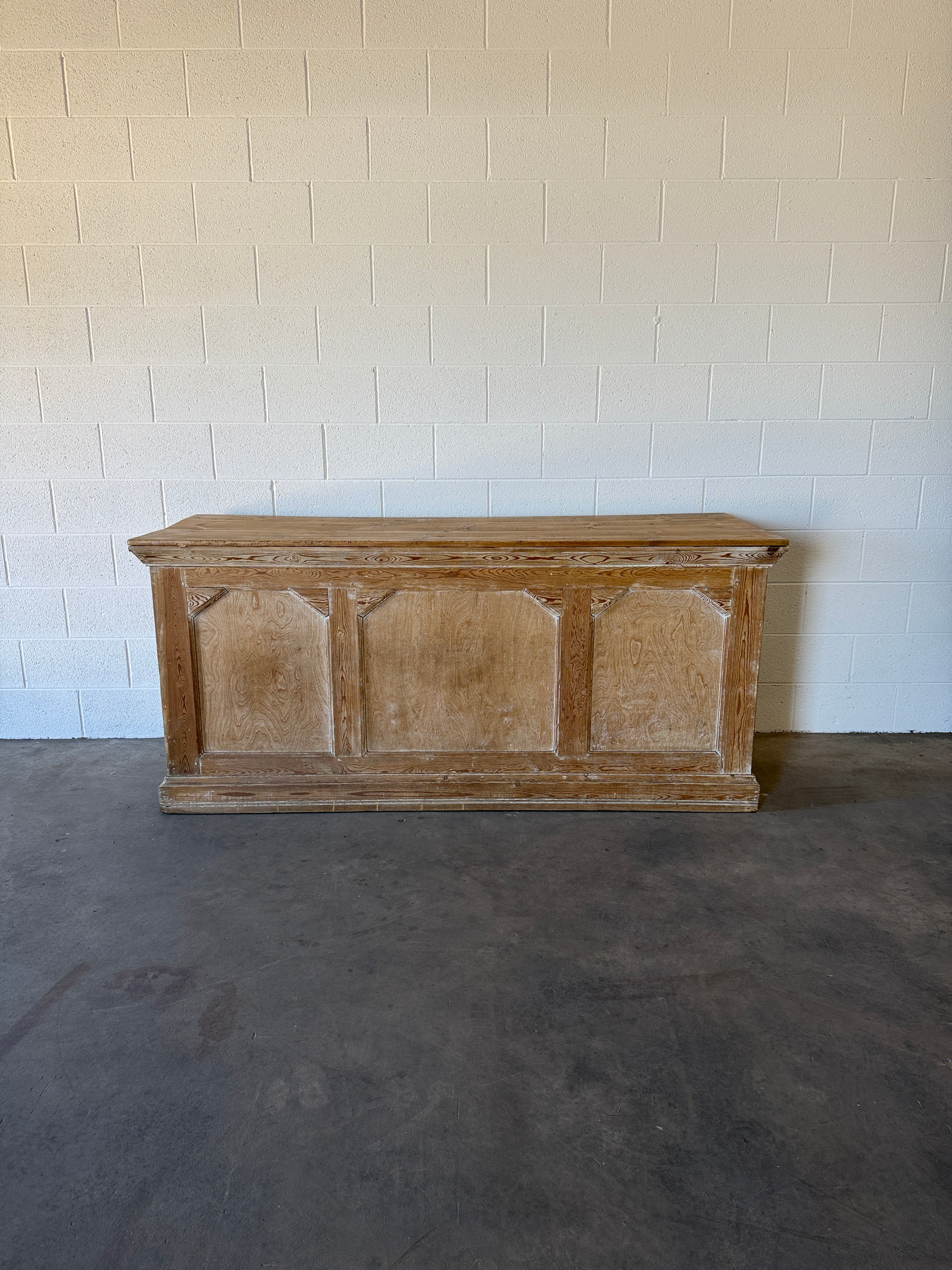 Pair of French counters