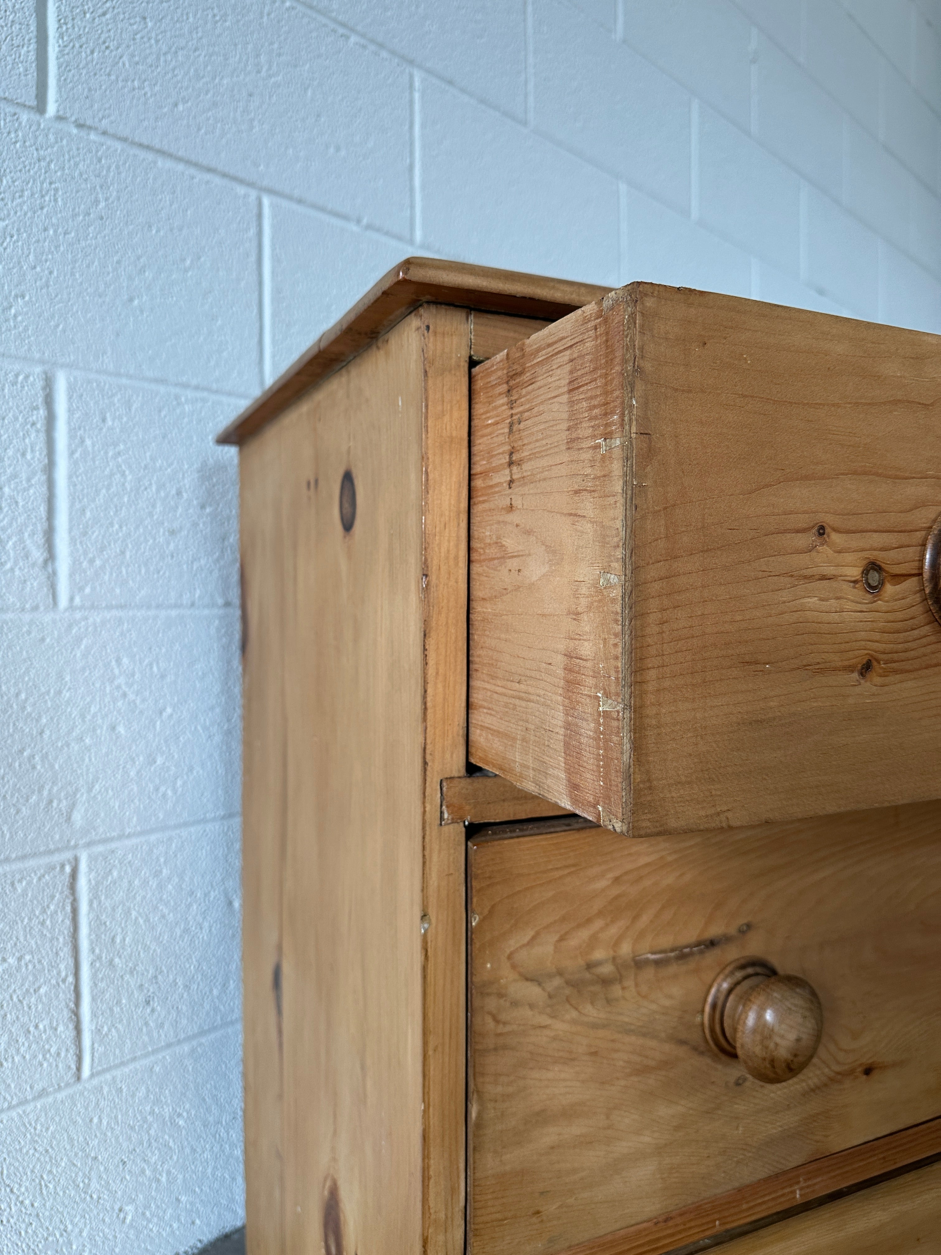 Small antique chest of drawers or nightstand