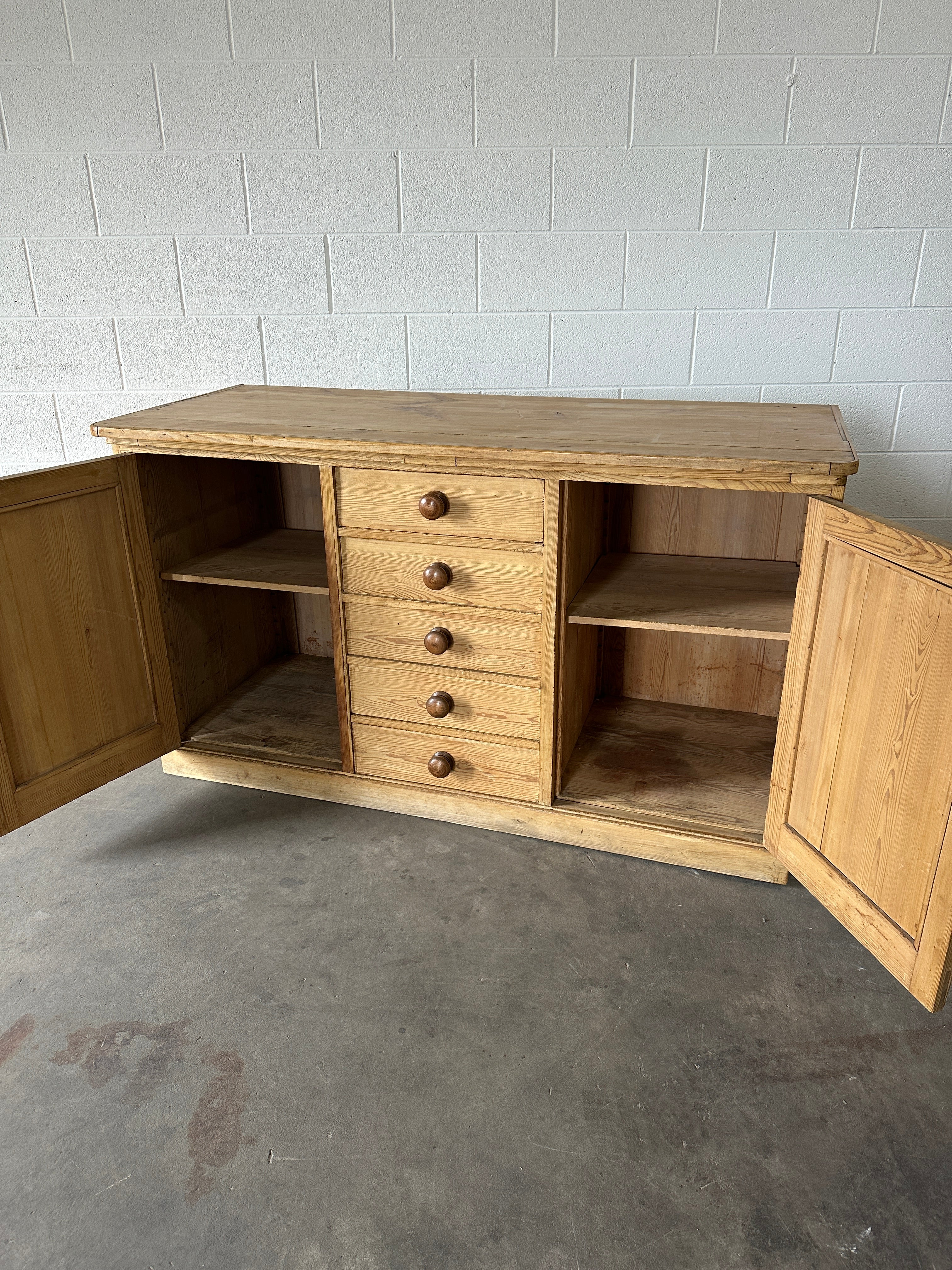 Antique Pineboard with Central Drawers