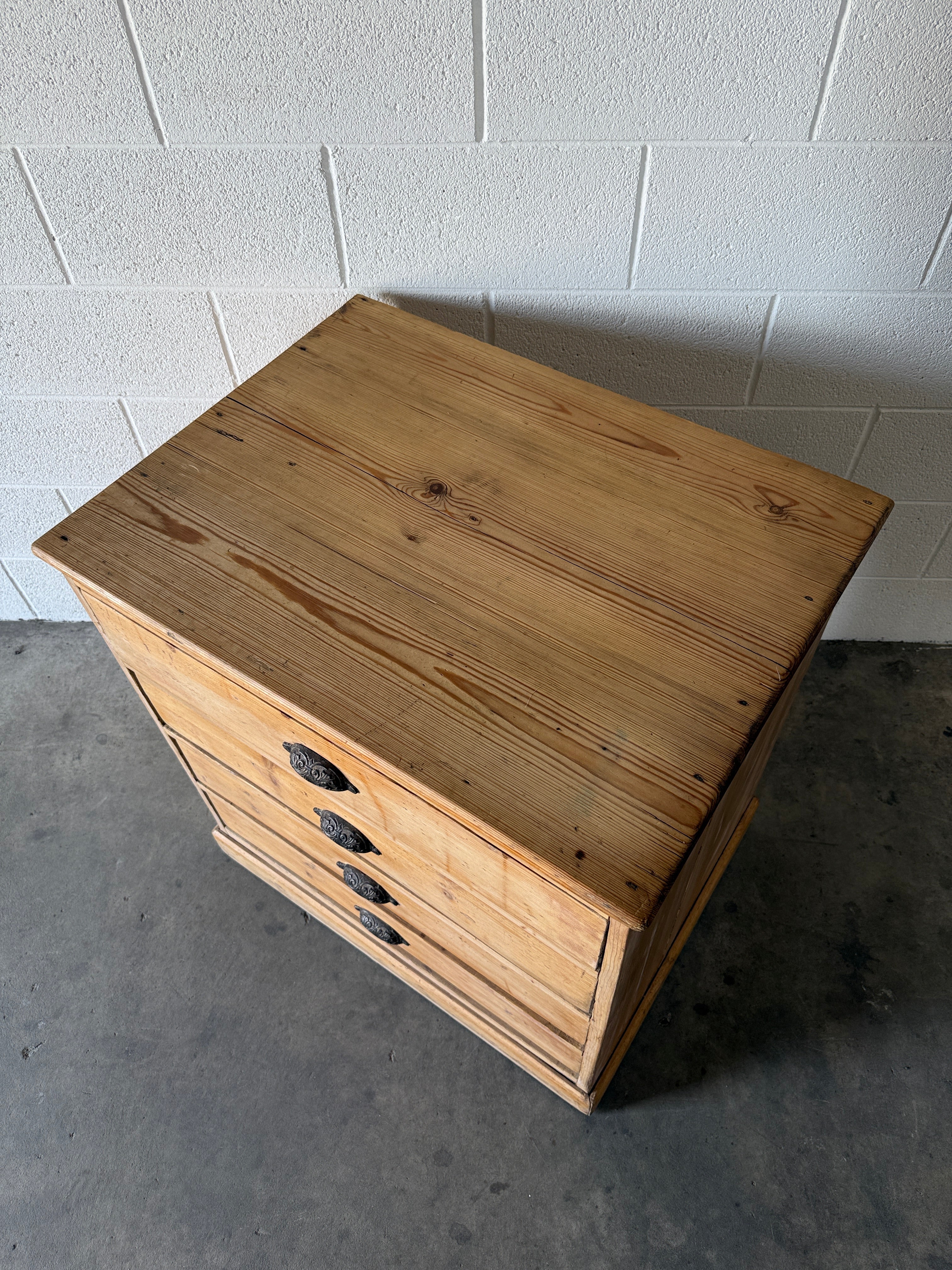 Antique bank of four drawers