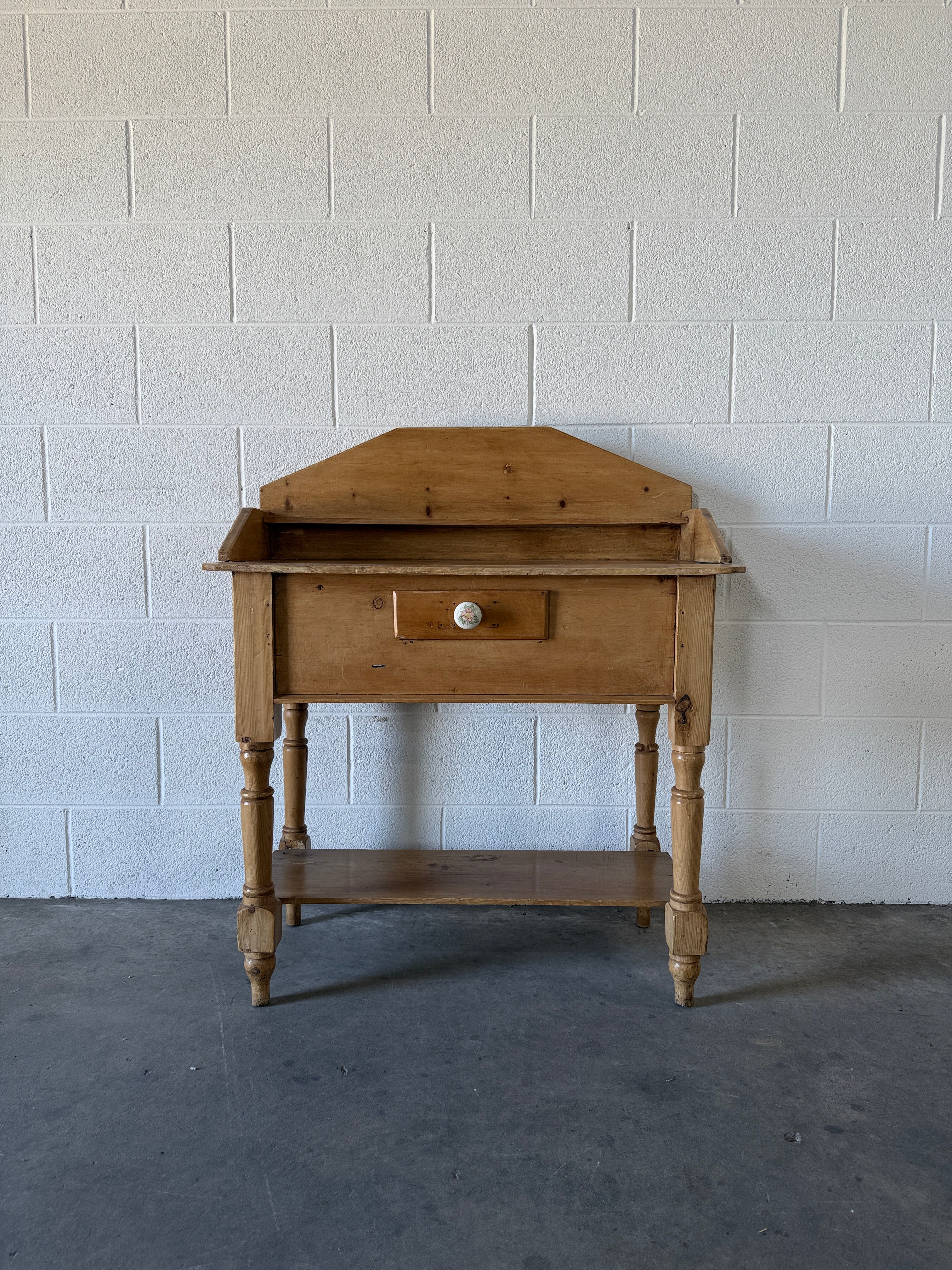 Gorgeous Antique Pine Side Table
