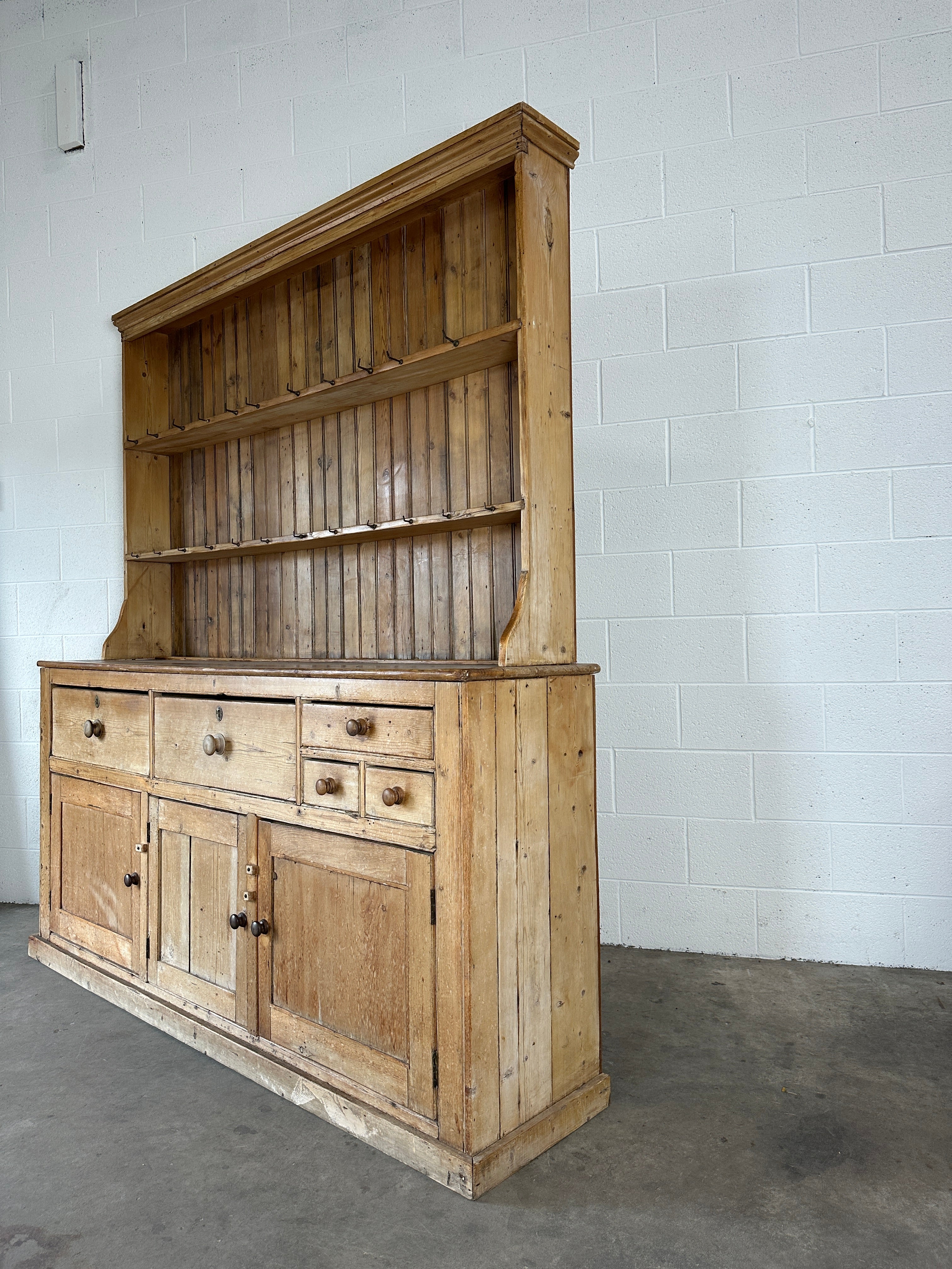 Country house kitchen dresser