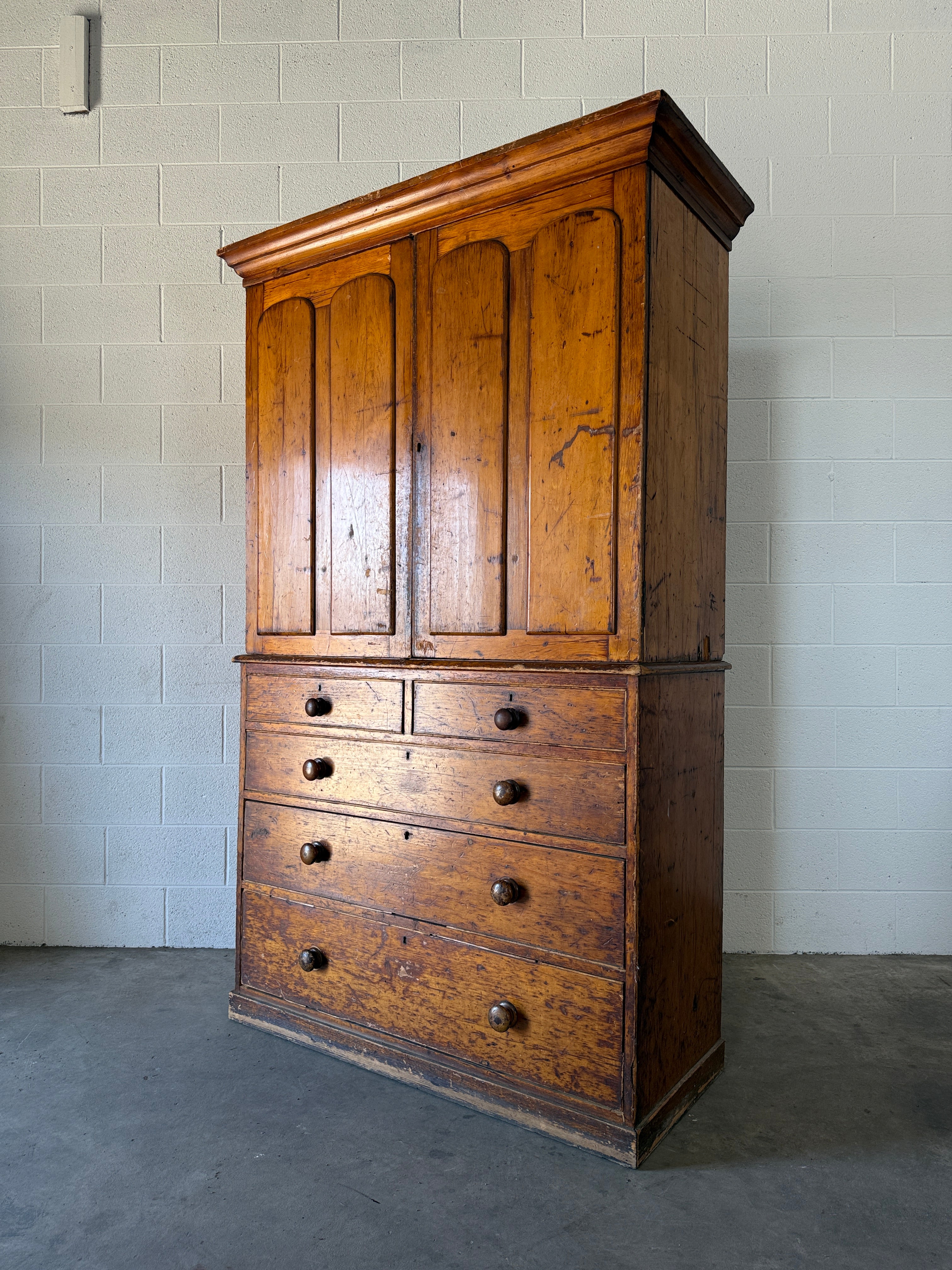 Victorian pine press with shelved interior