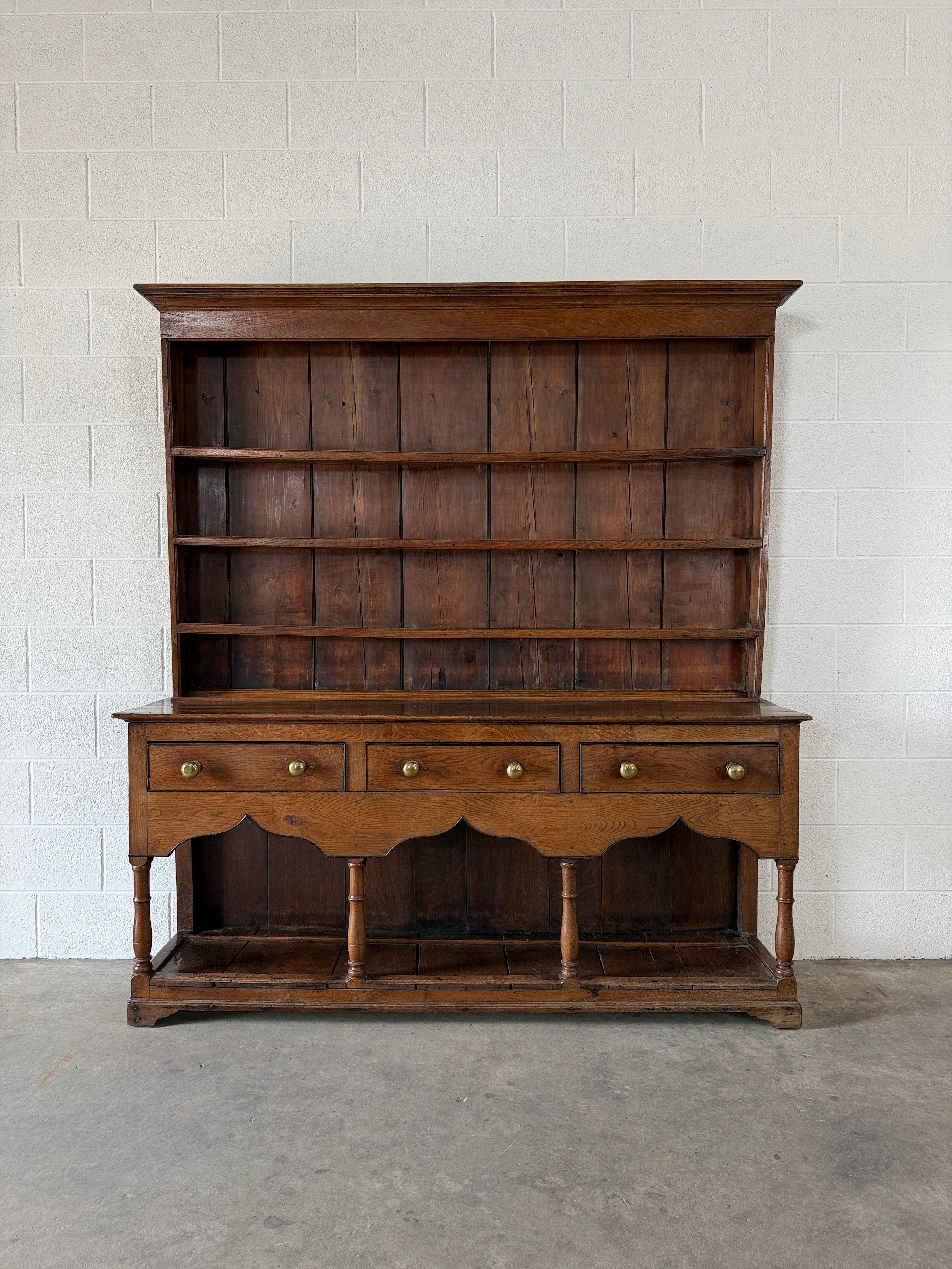 Welsh oak antique kitchem dresser or hutch