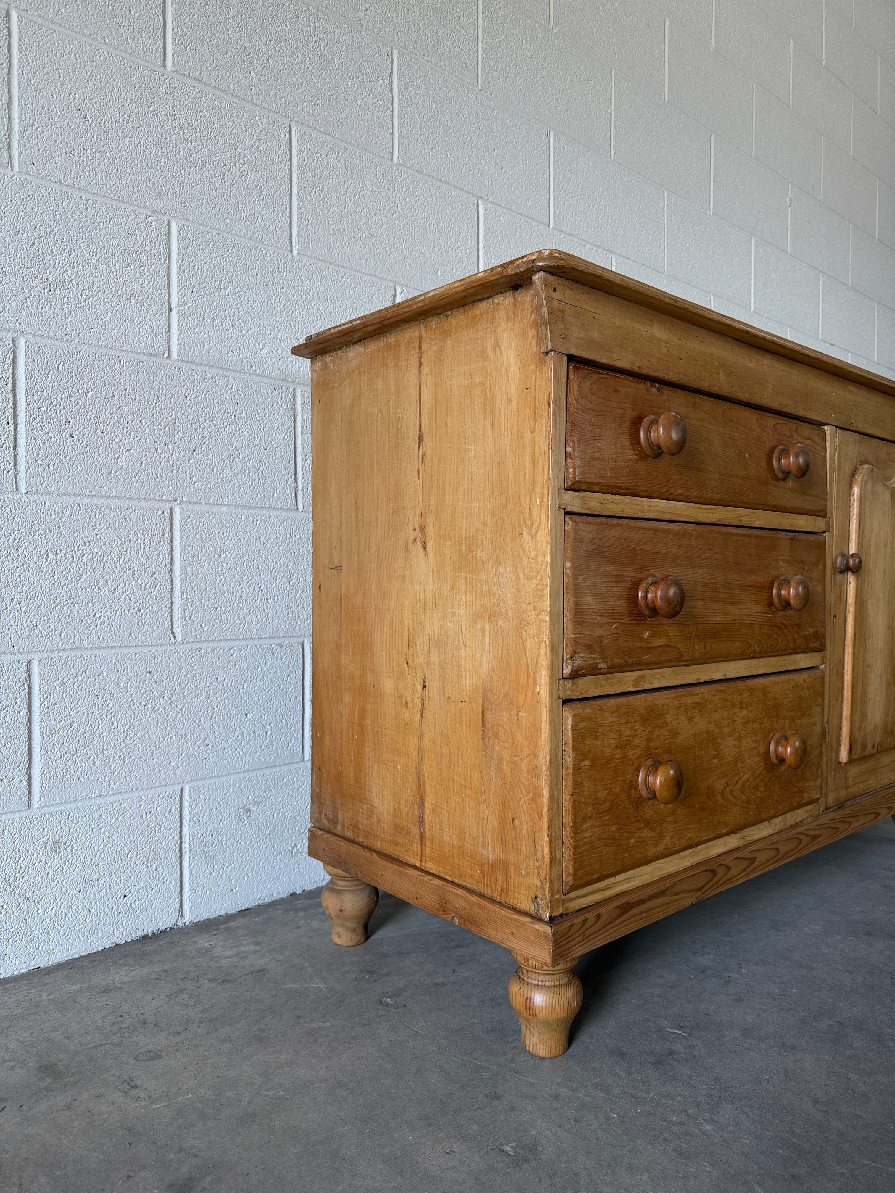 Small victorian pine sideboard with beautiful coloring