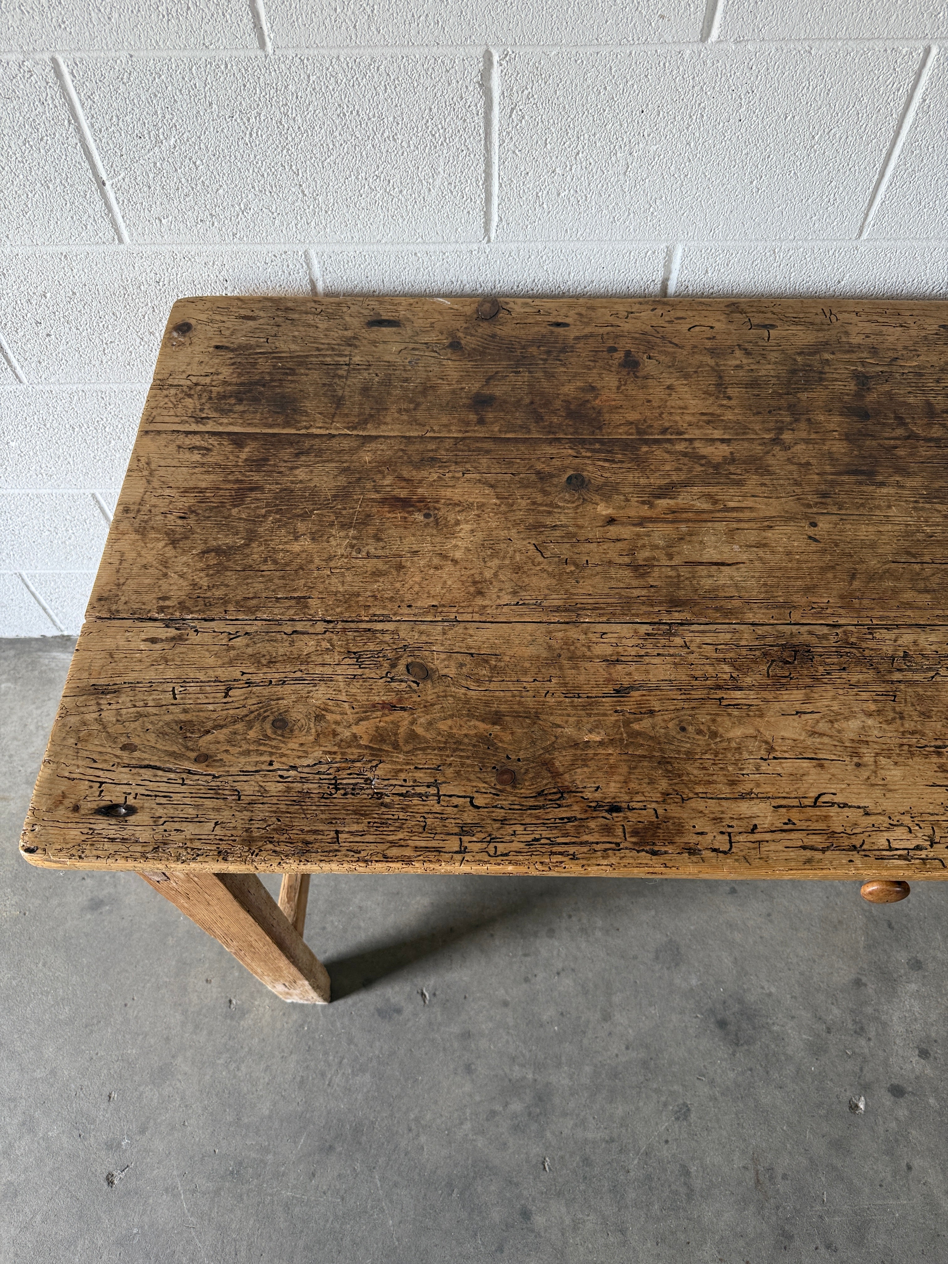 Irish pine prep table with double stretcher