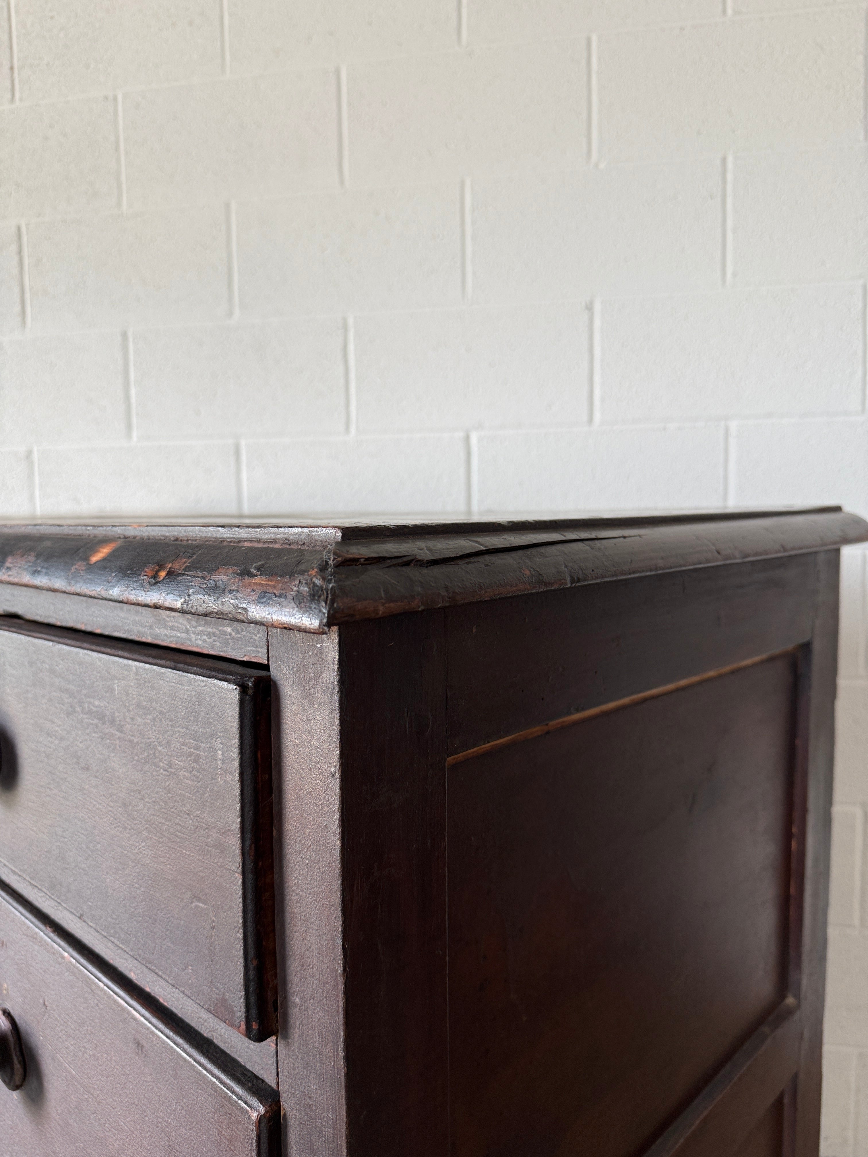 Antique Pine Chest of Drawers with a scumbled finish