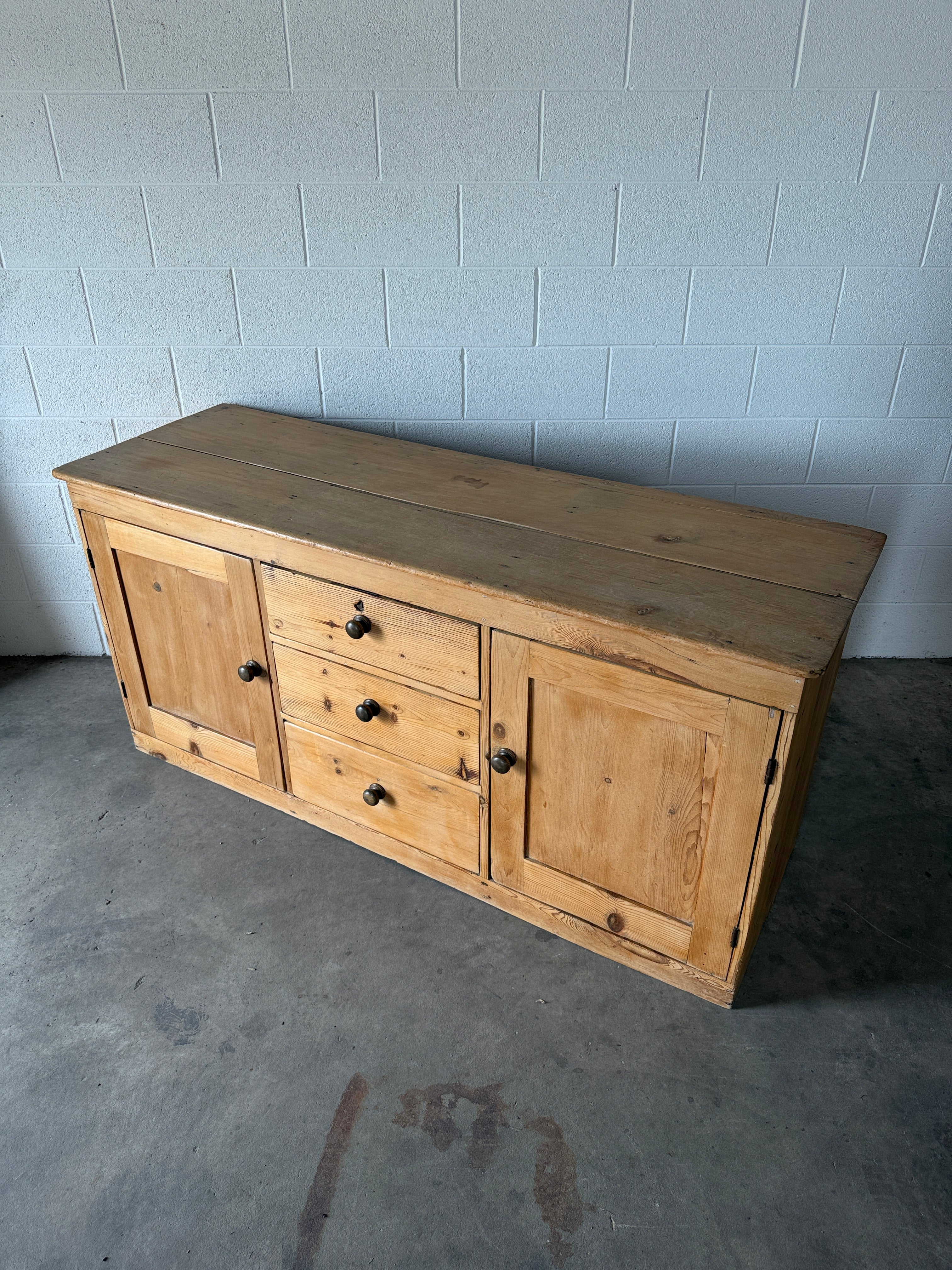 Simple Two Plank Top English Antique Pine Sideboard
