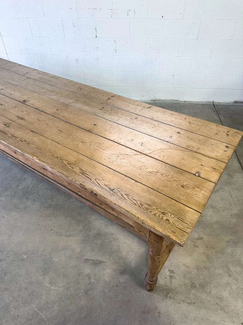 19th century English pine country house dining table 10'