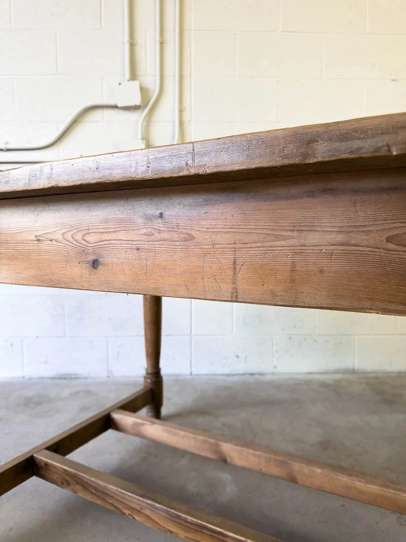 19th century English pine country house dining table 10'
