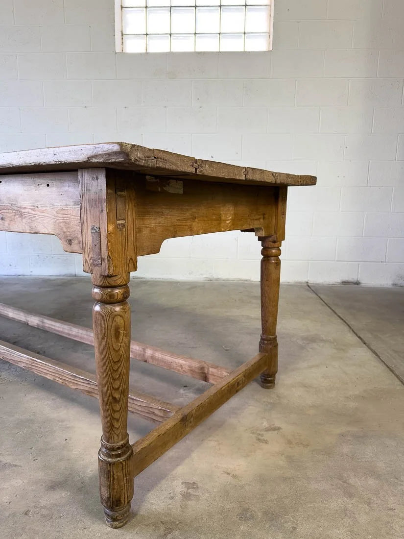 19th century English pine country house dining table 10'