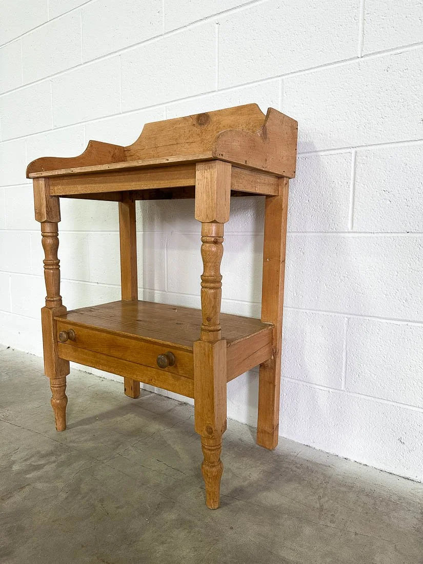 Petite English pine washstand with a drawer