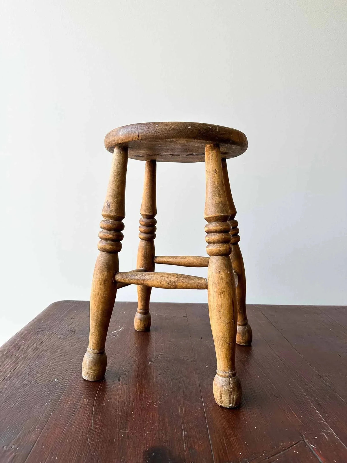 Antique Boston stool - House on Horizon
