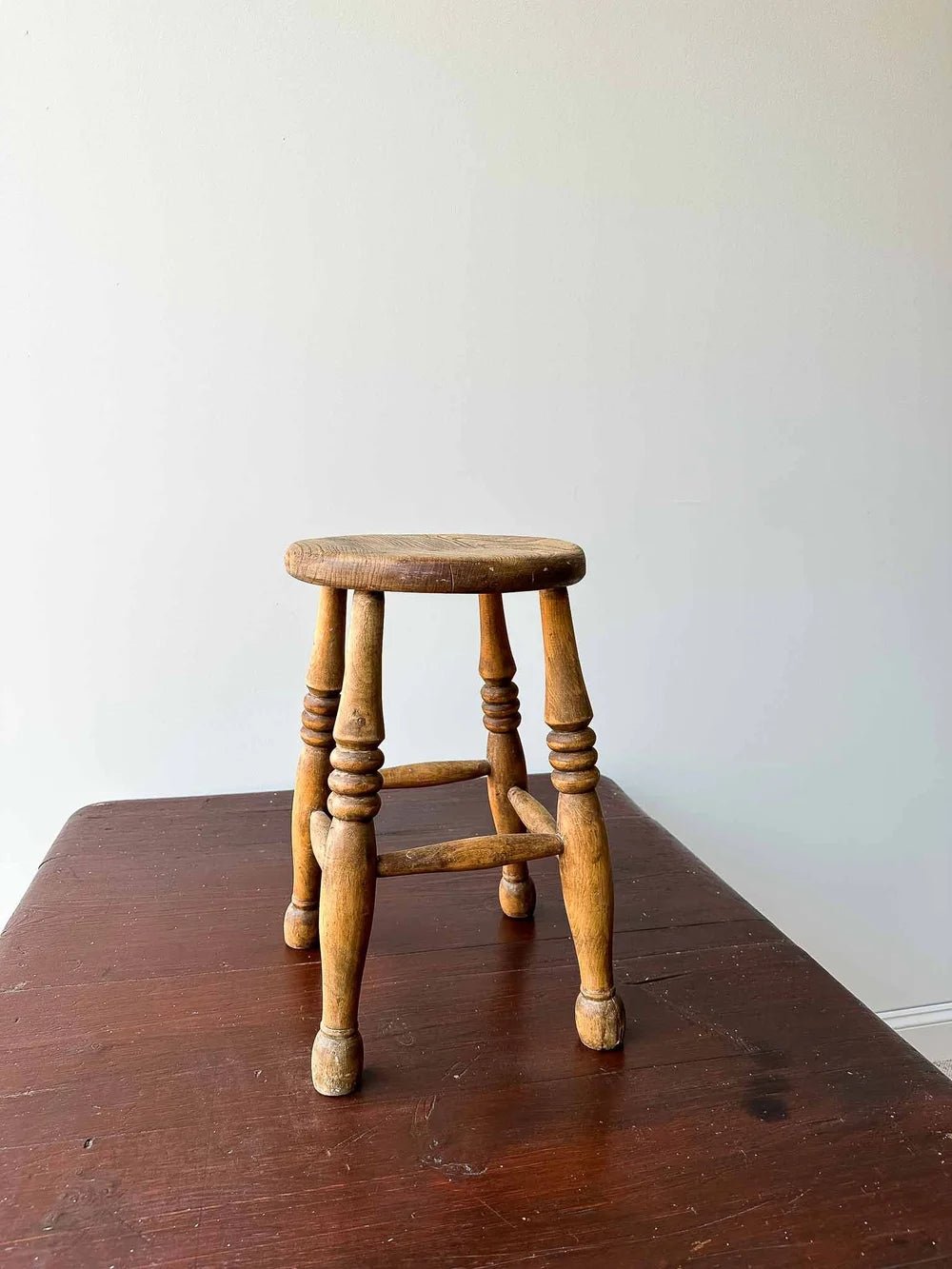 Antique Boston stool - House on Horizon