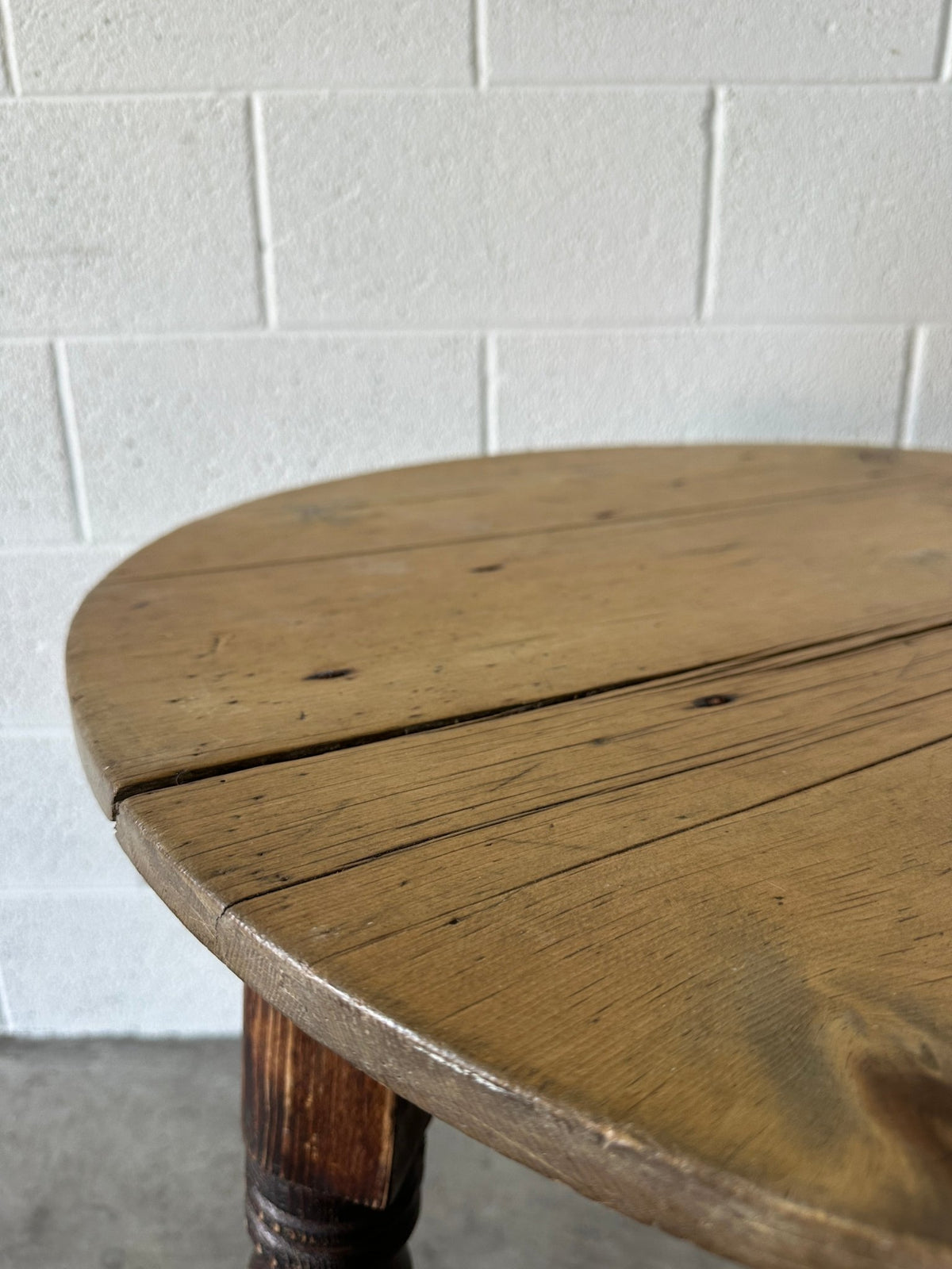 Antique English cricket table - House on Horizon