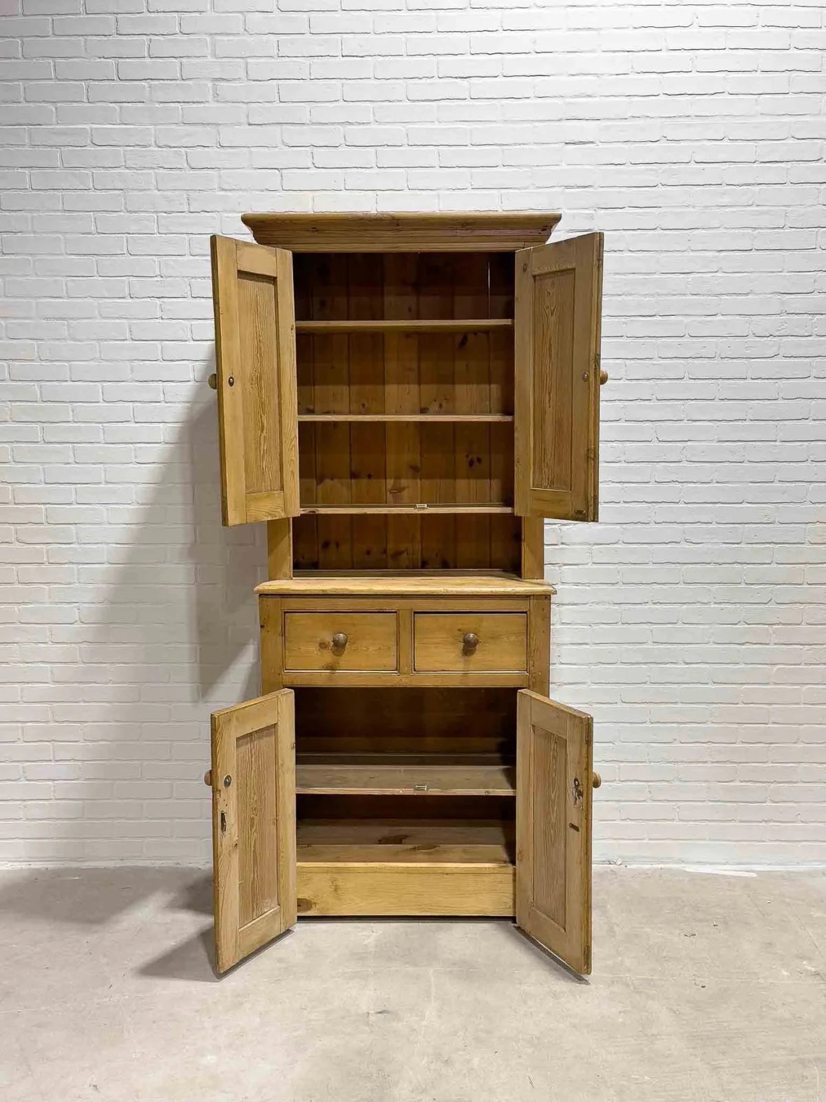 Antique English kitchen hutch - House on Horizon