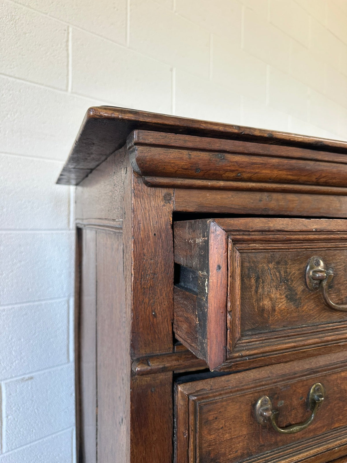 Antique English oak chest of drawers - House on Horizon