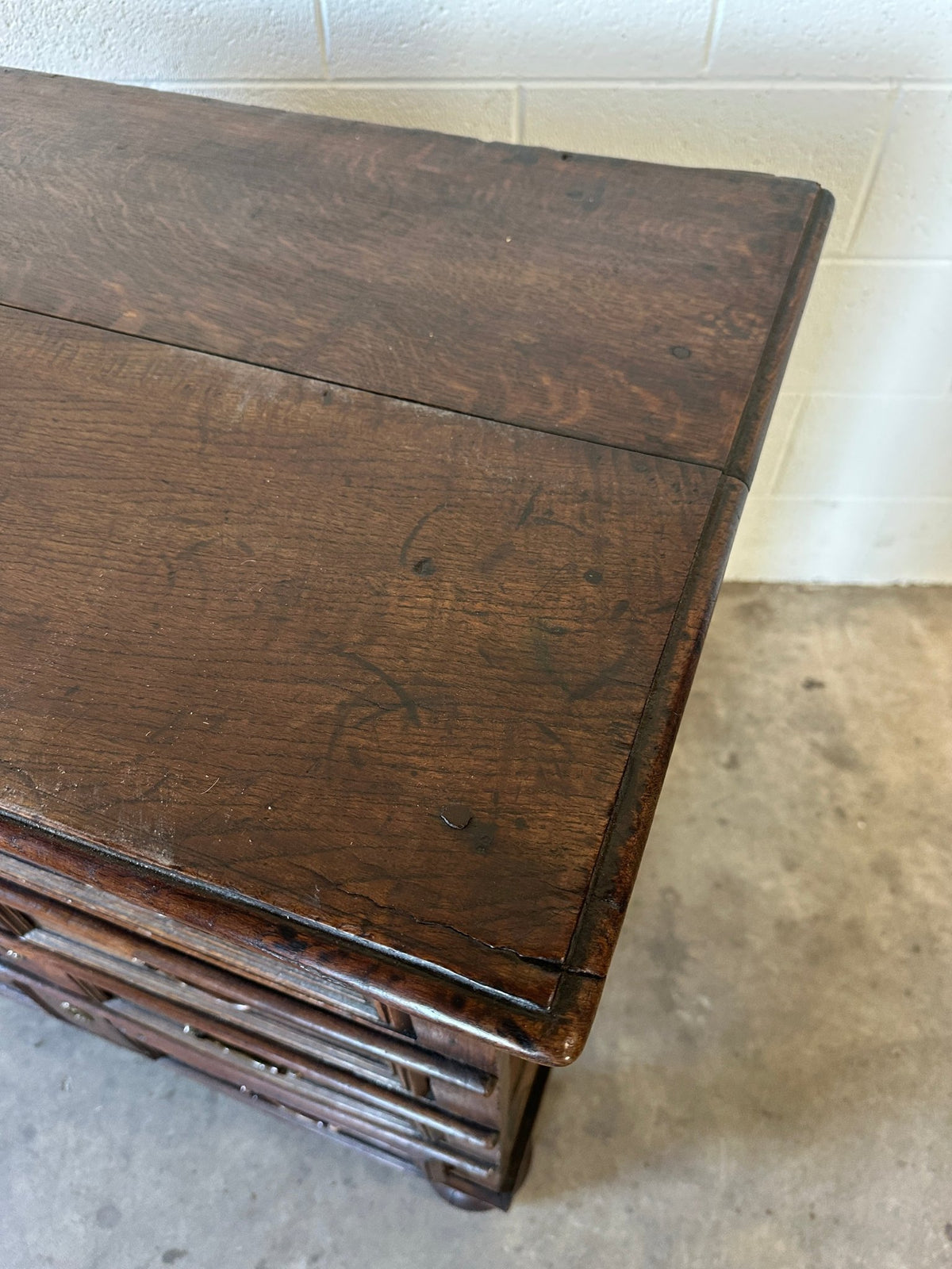 Antique English oak chest of drawers - House on Horizon