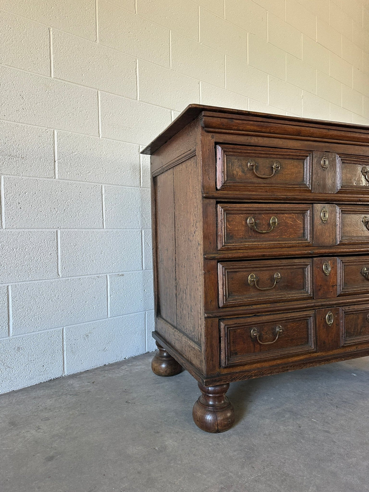 Antique English oak chest of drawers - House on Horizon