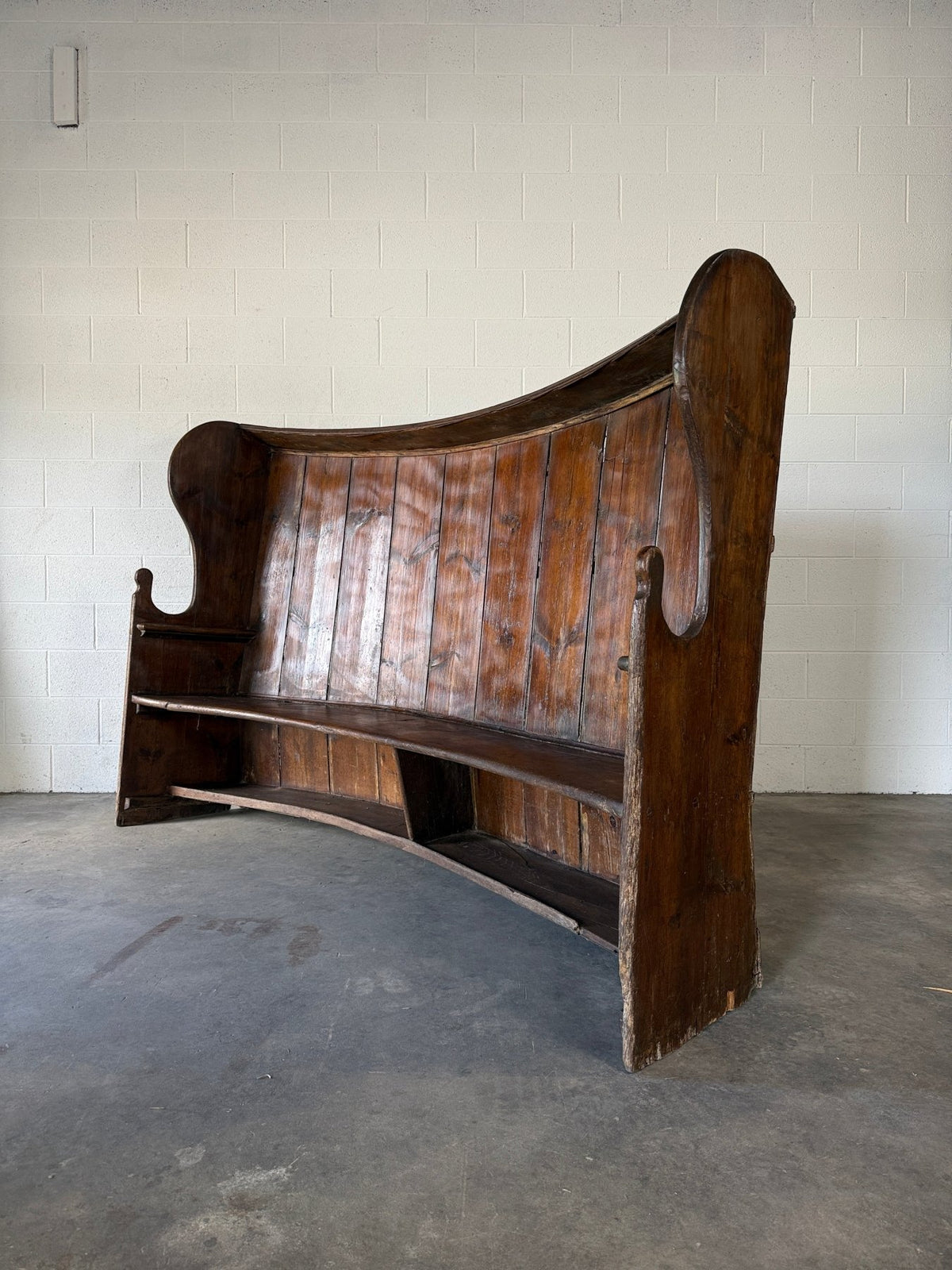 Antique English pine barrel back settle - House on Horizon