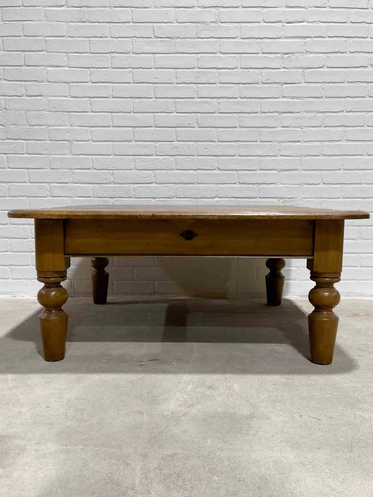 Antique English pine coffee table - House on Horizon