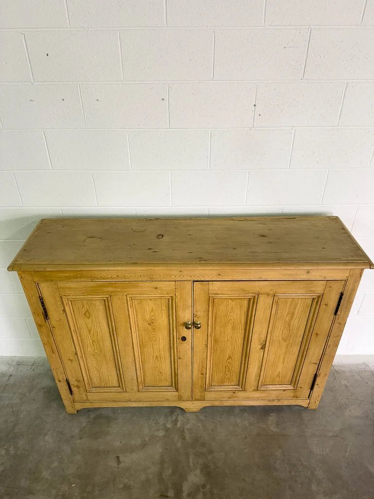 Antique English pine cupboard - House on Horizon