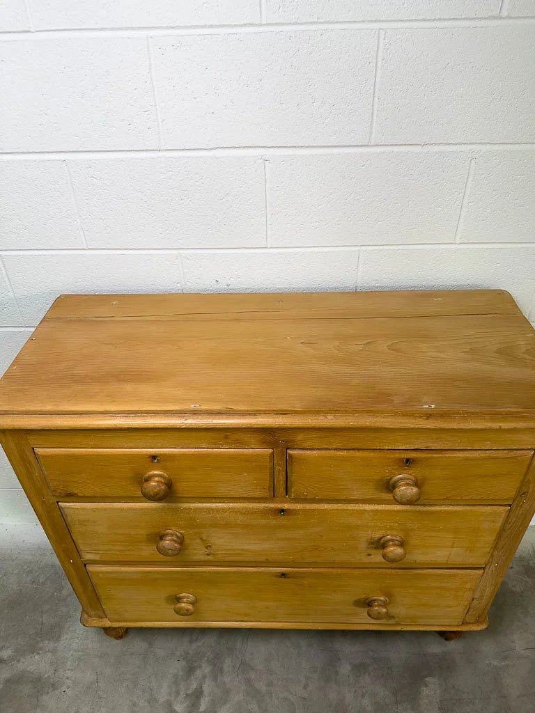 Antique English pine dresser - House on Horizon