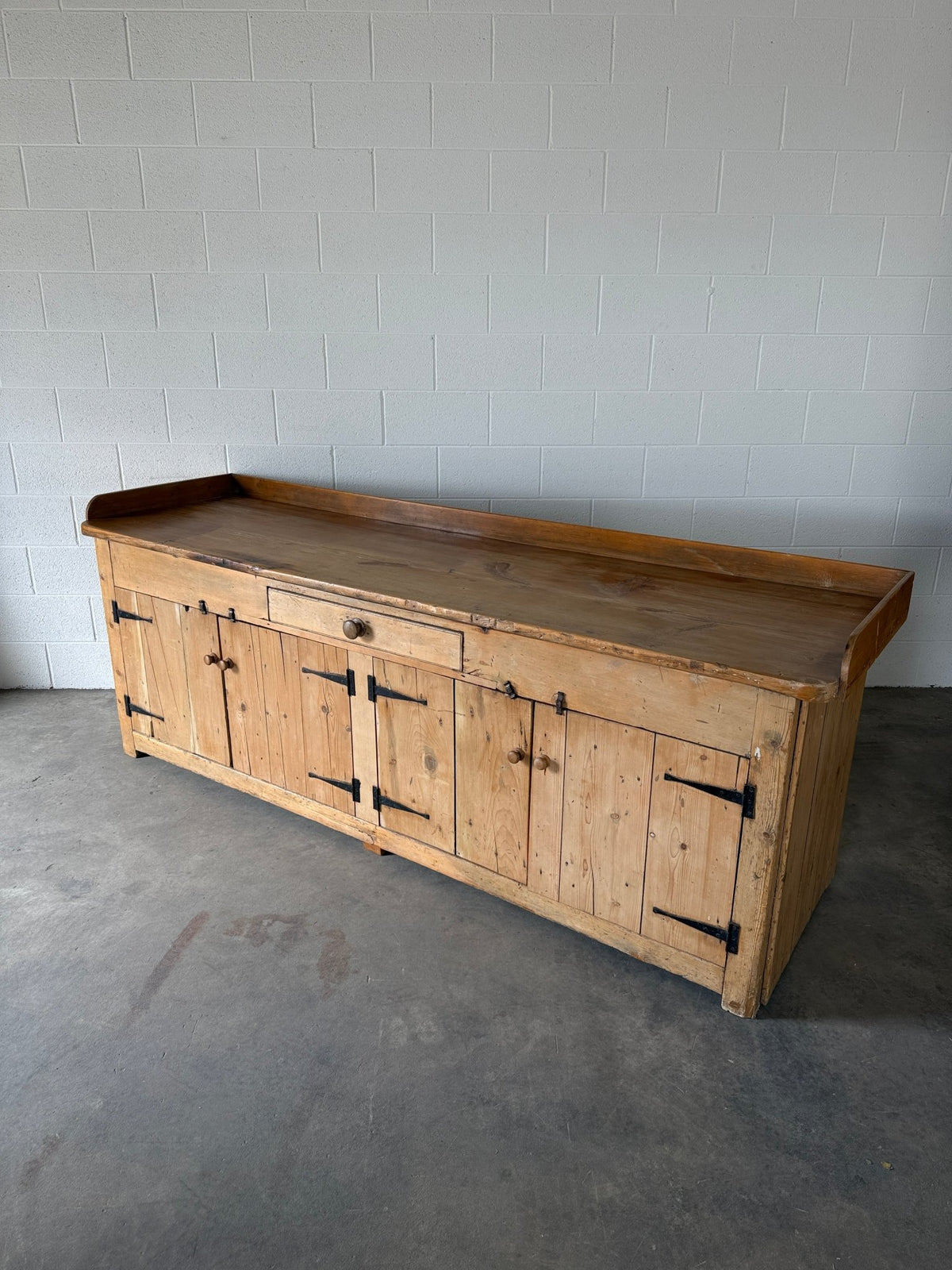Antique English pine farmhouse counter or sideboard with baker’s rack - House on Horizon