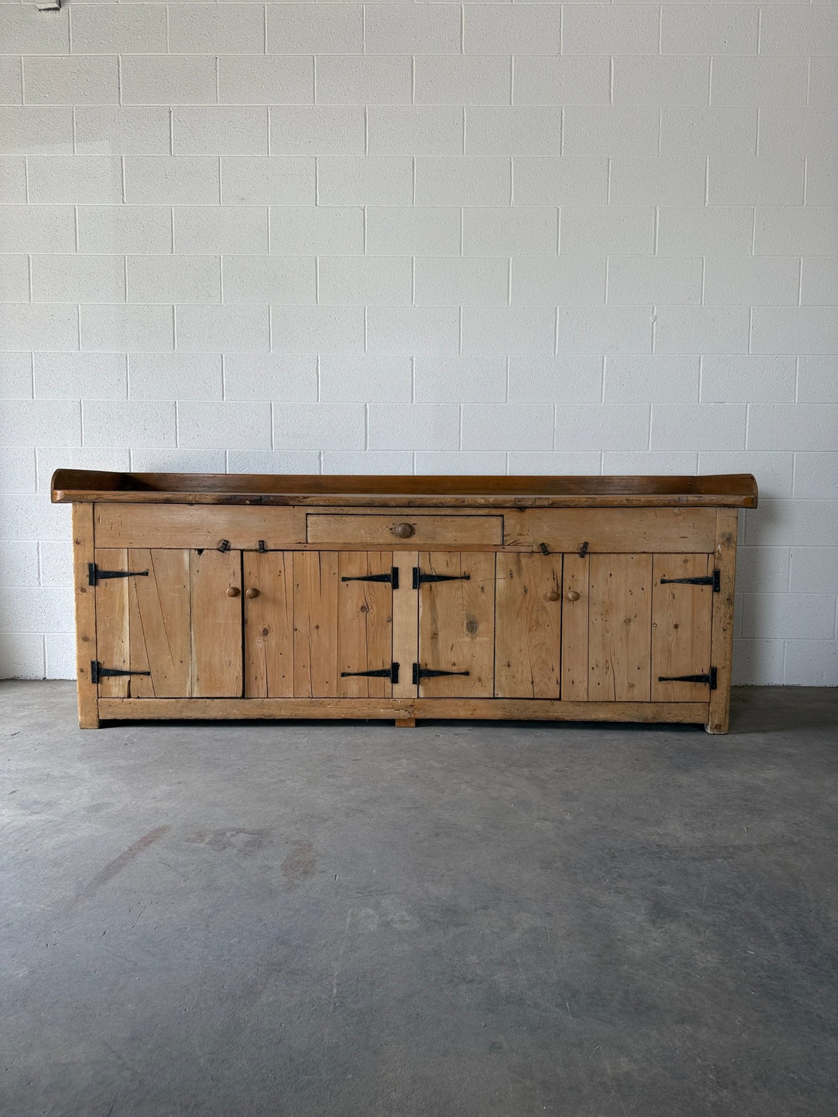 Antique English pine farmhouse counter or sideboard with baker’s rack - House on Horizon