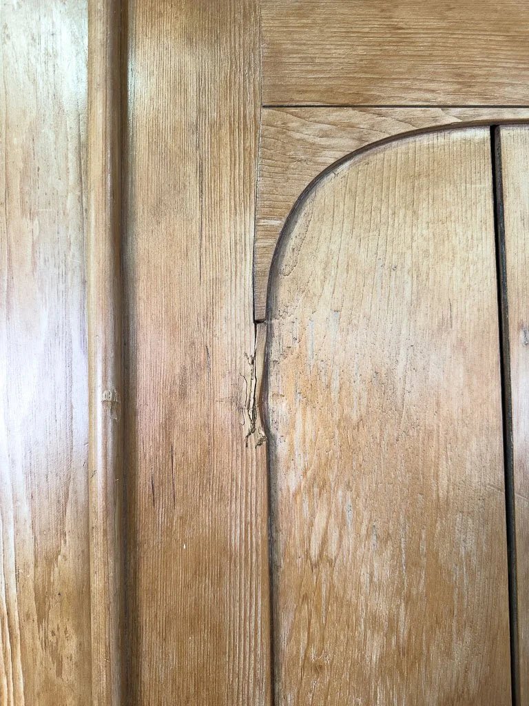 Antique English pine wardrobe or cupboard with a drawer - House on Horizon