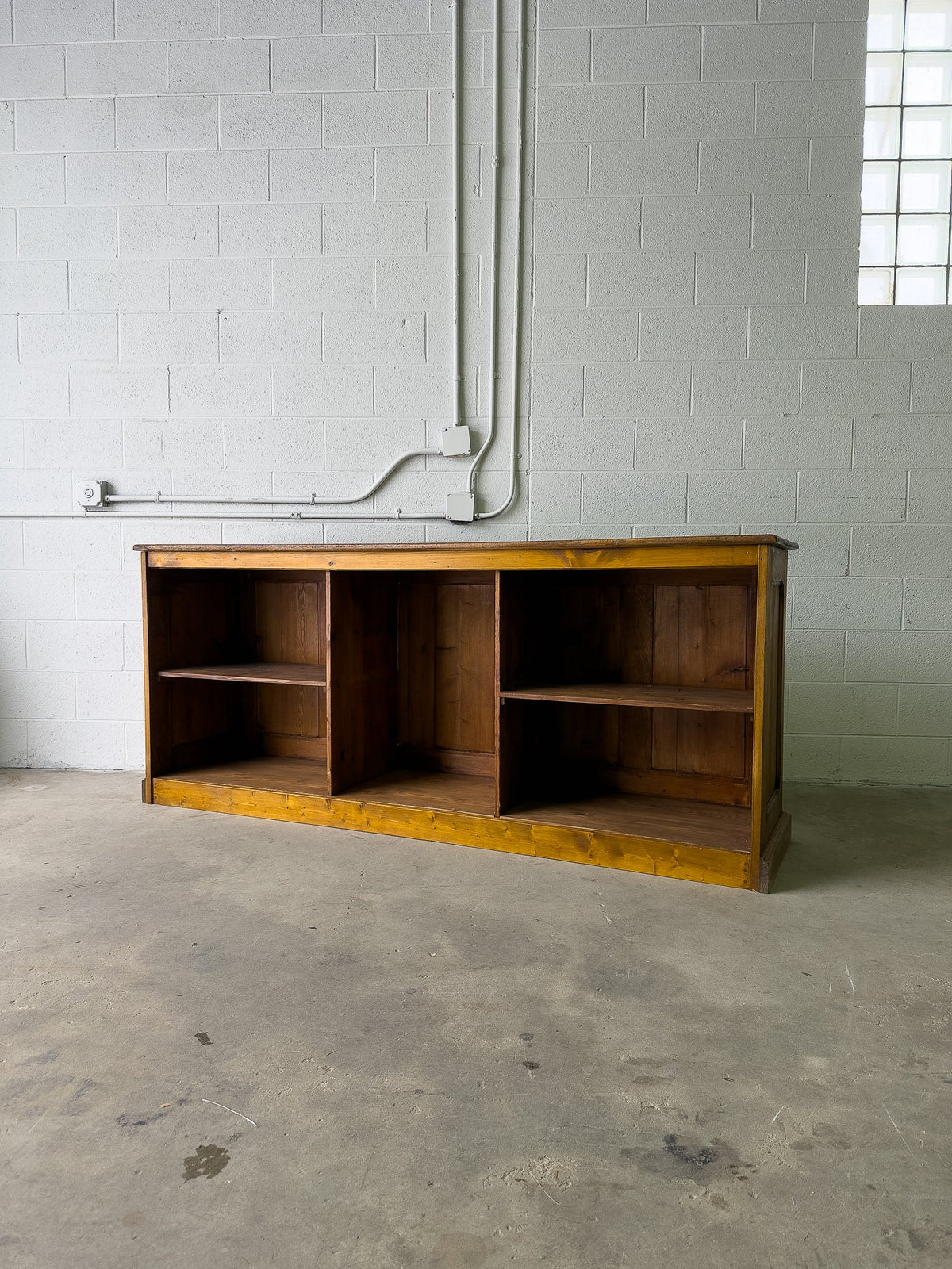 Antique french wooden shop counter - House on Horizon