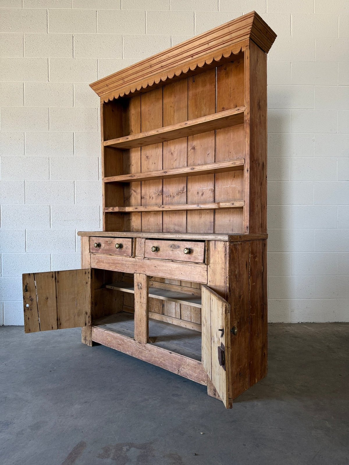 Antique Irish pine hutch with scalloped trim - House on Horizon