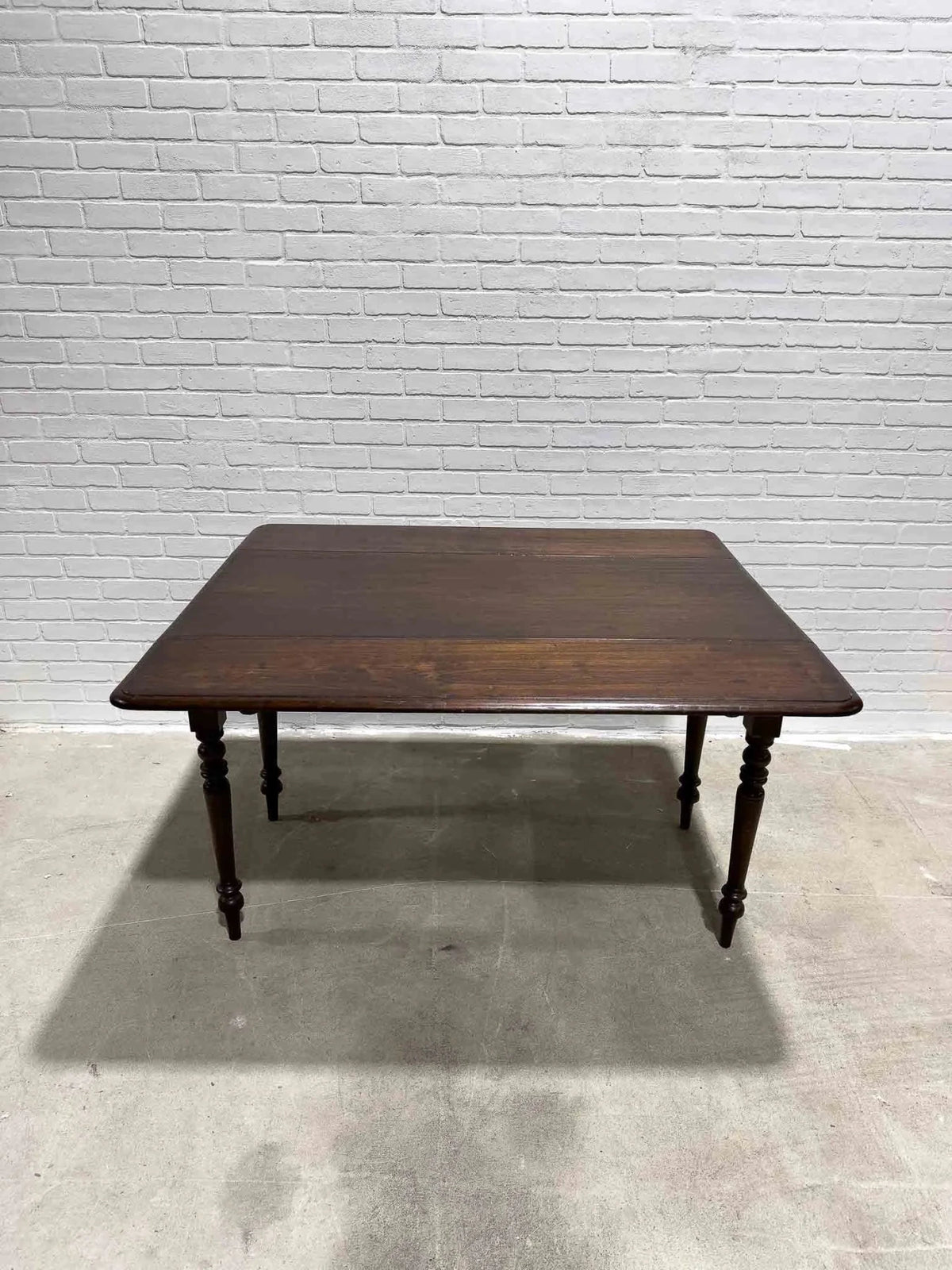 Antique mahogany drop leaf table - House on Horizon
