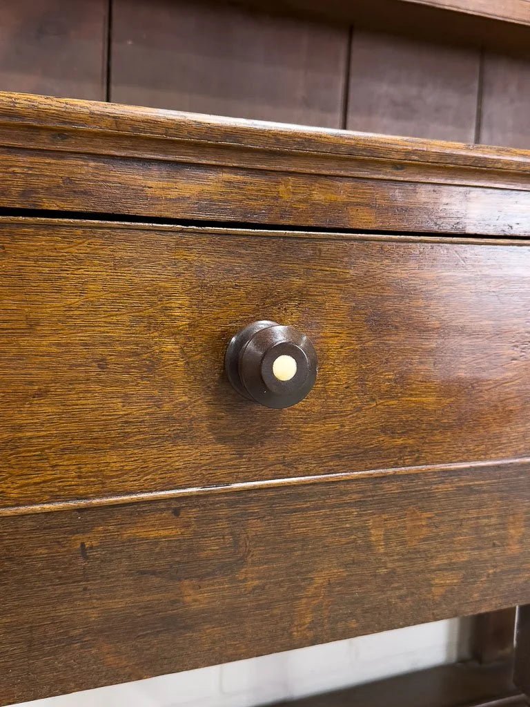 Antique oak kitchen dresser - House on Horizon