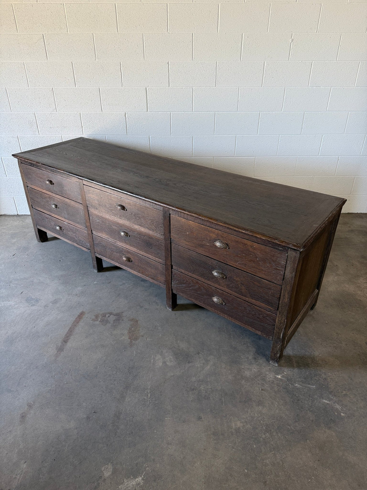 Antique oak sideboard or console - House on Horizon