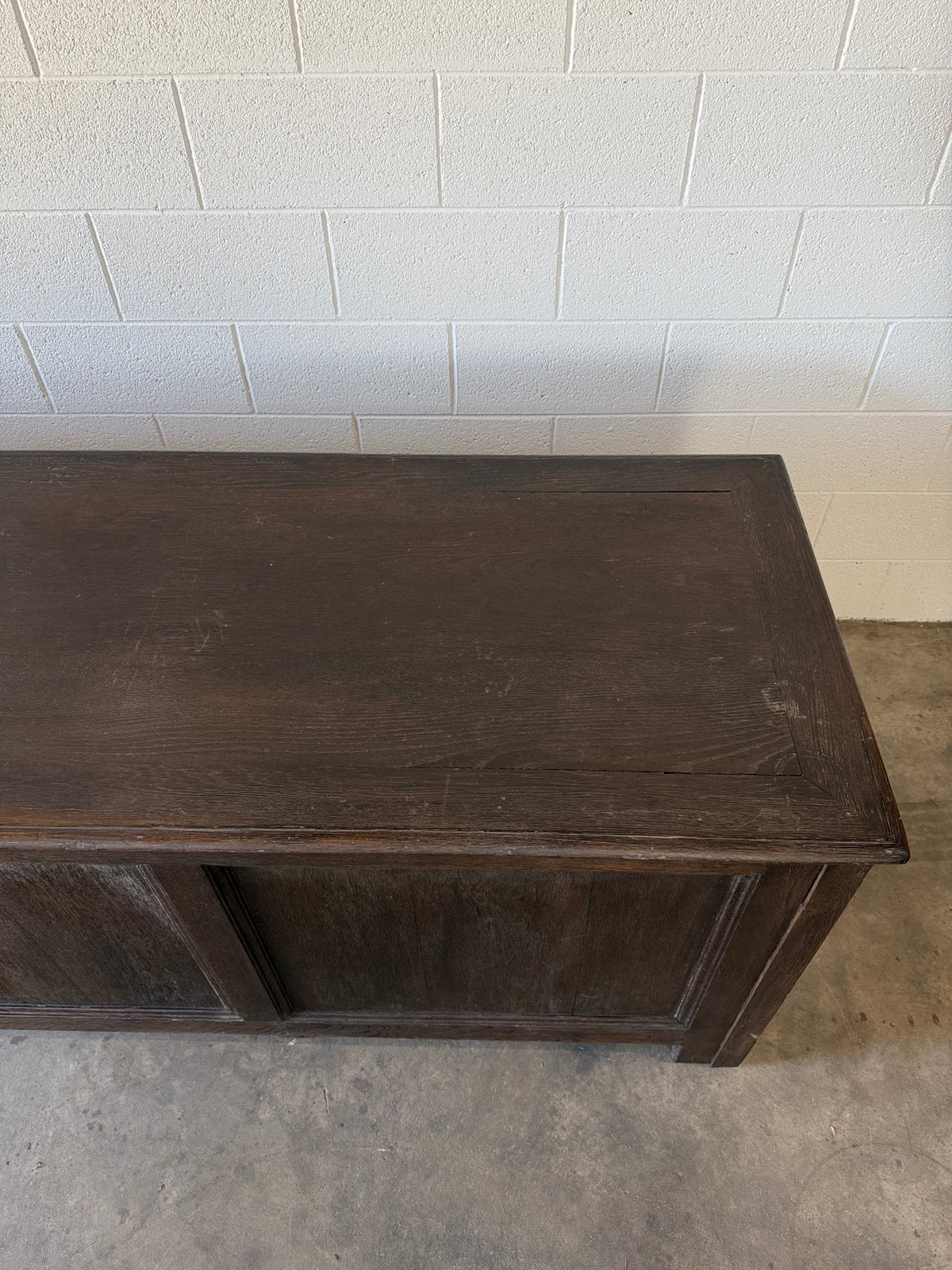 Antique oak sideboard or console - House on Horizon